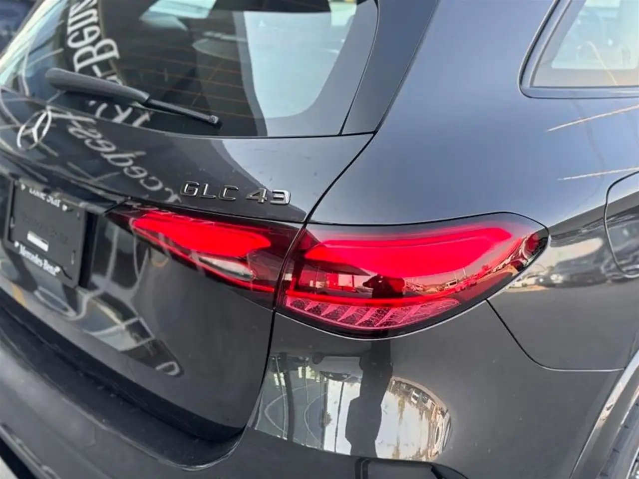 Mercedes-Benz GLC снимка Mercedes-Benz GLC