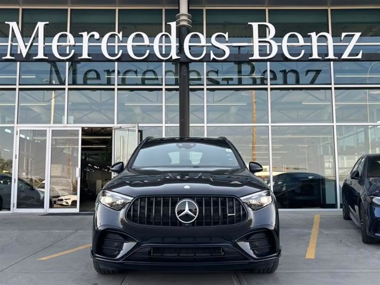 Mercedes-Benz GLC снимка Mercedes-Benz GLC