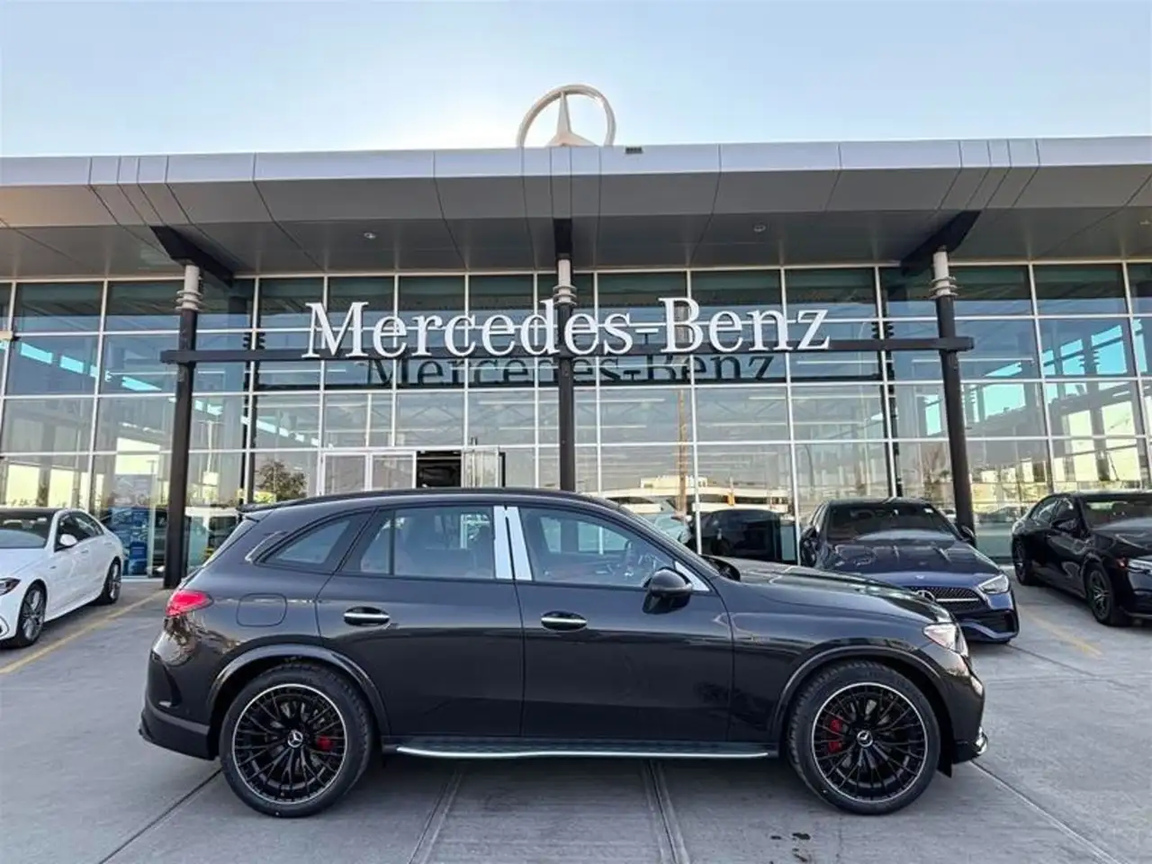 Mercedes-Benz GLC снимка Mercedes-Benz GLC