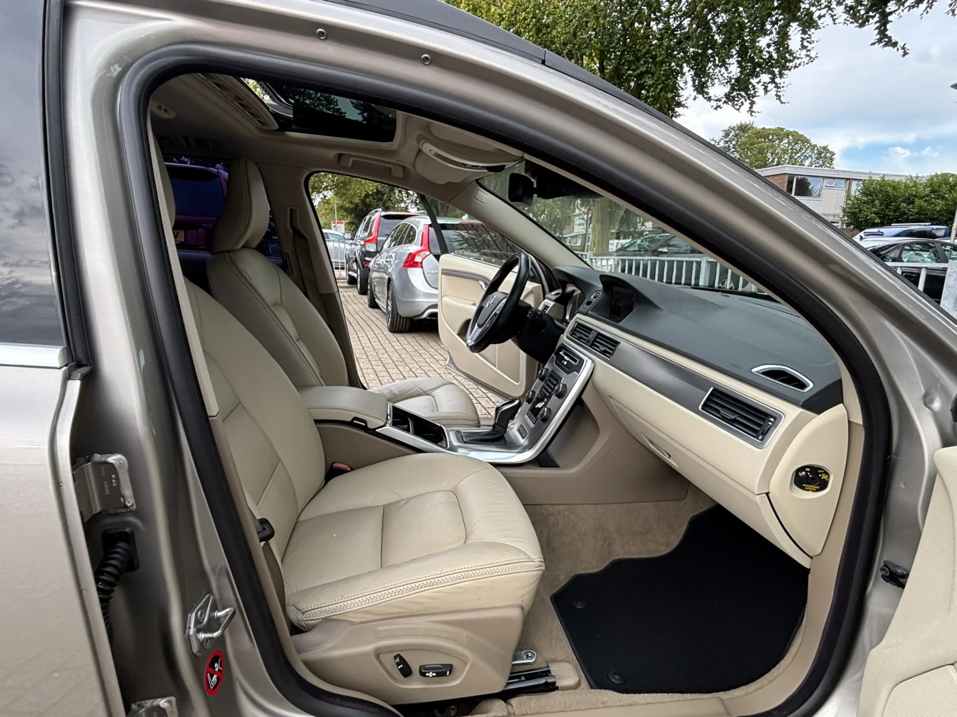 Volvo XC70 3.0 T6 Summum Md 14 Schuifdak ACC Keyless Premium — photo 4