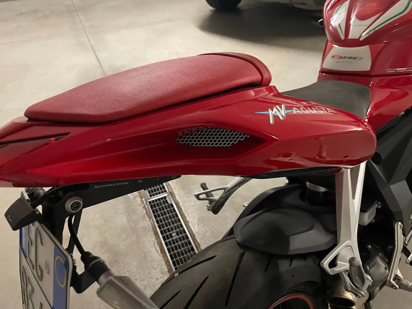 MV Agusta F3 675 Rosso - 2