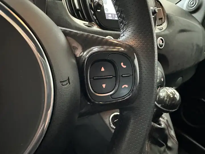 Abarth 695 2022, foto 26
