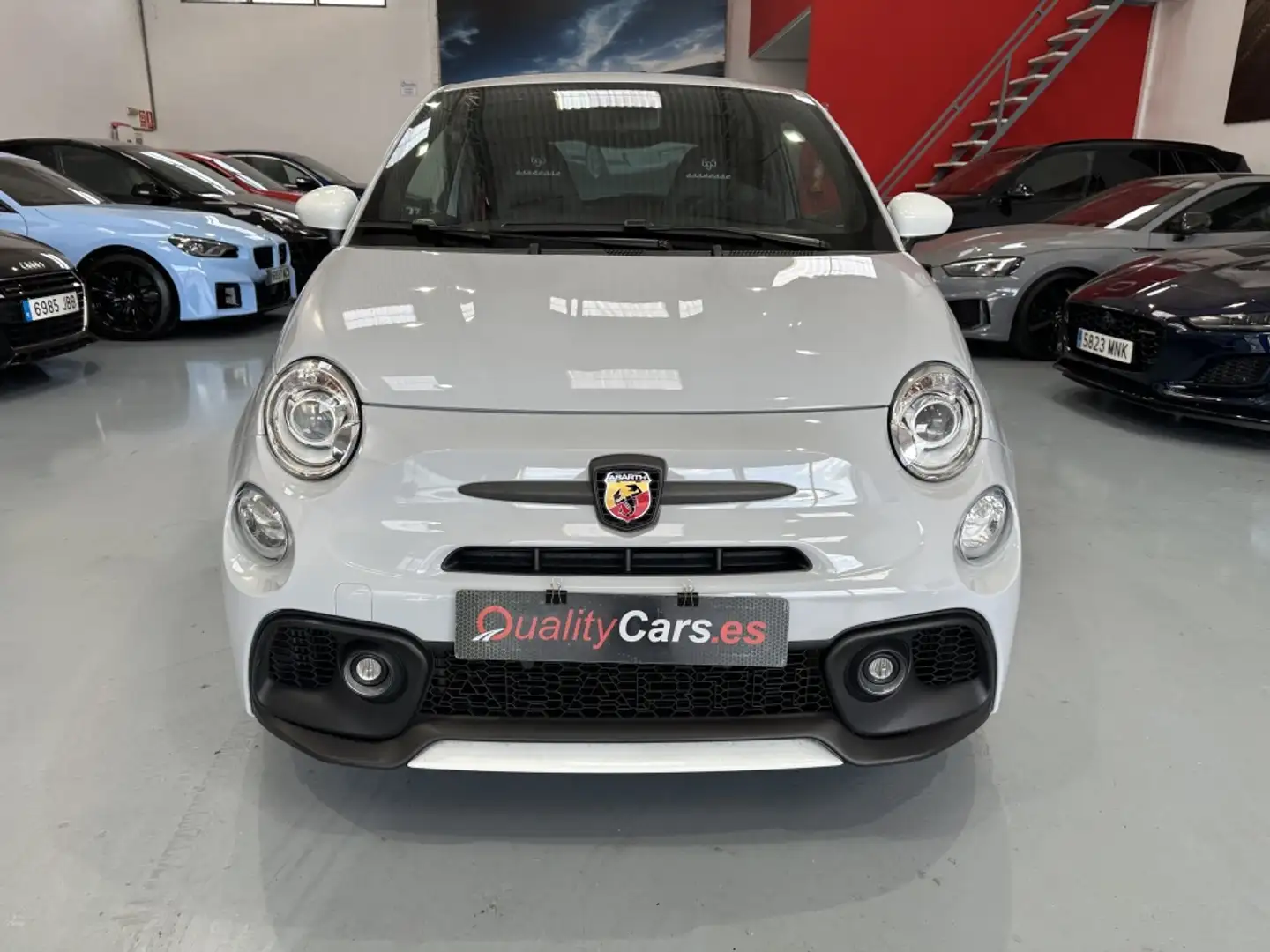 Abarth 695 1.4T JET ESSEESSE 132KW Gris - 2