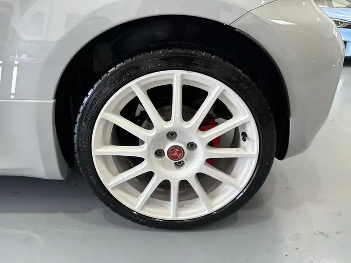 Abarth 695 2022, foto 15