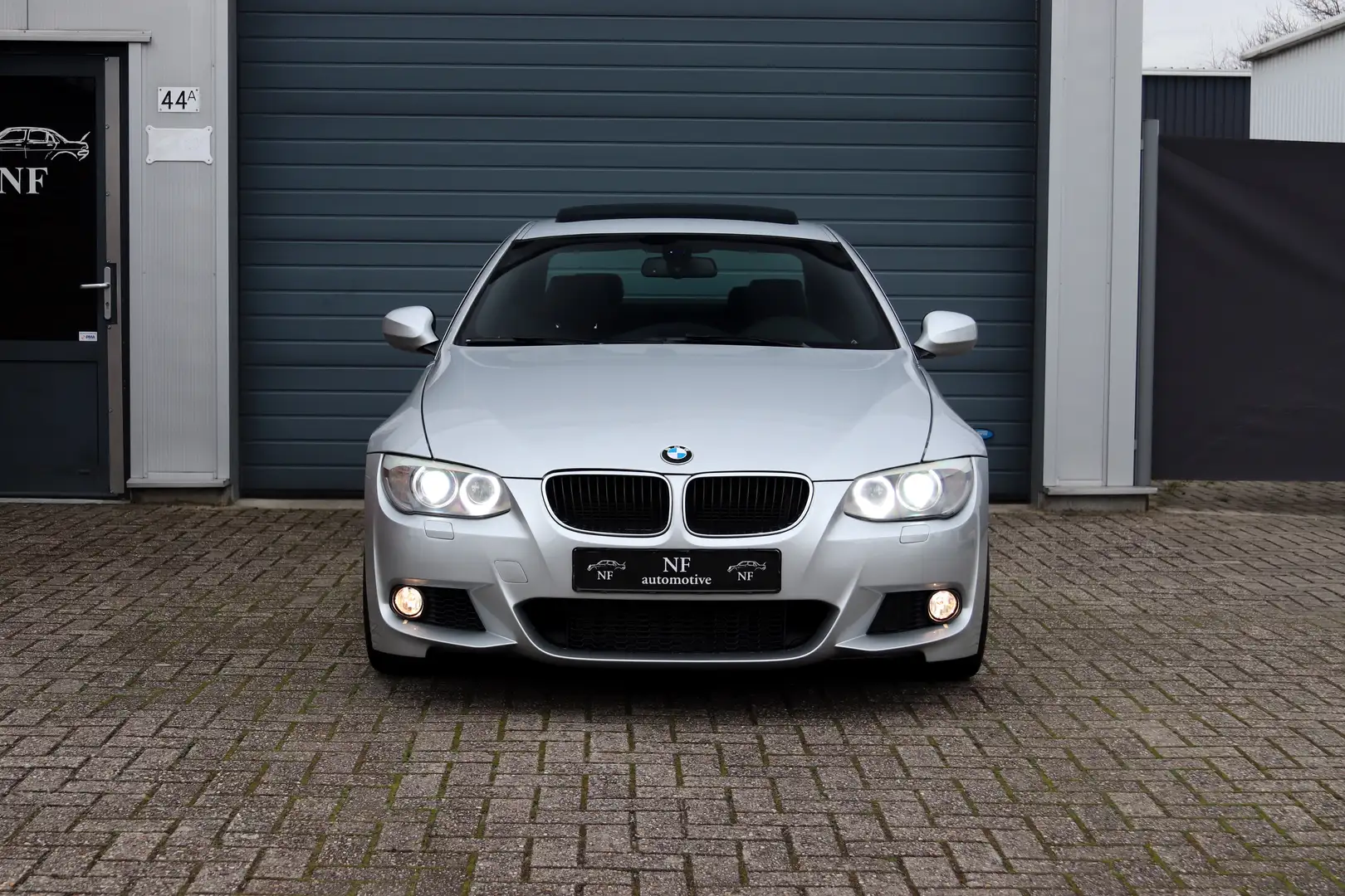 BMW 335 335i Xdrive Coupé E92 LCI - N55 - M-Package Срібний - 2