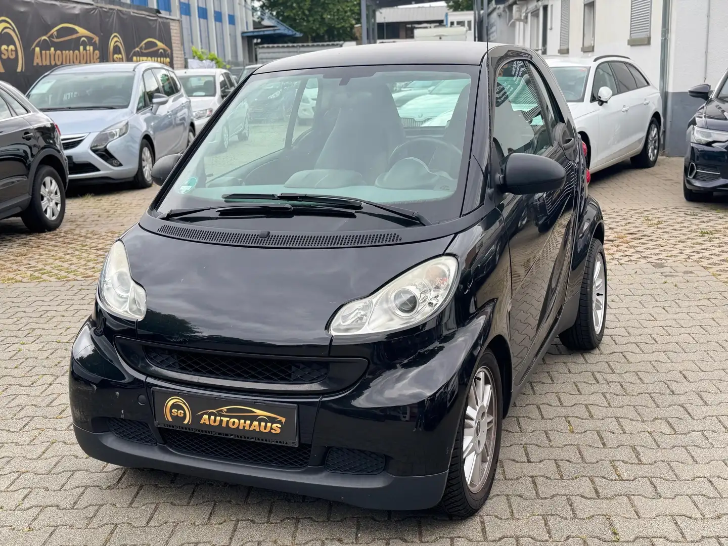 smart forTwo Basis 45kW (451.330) Schwarz - 2