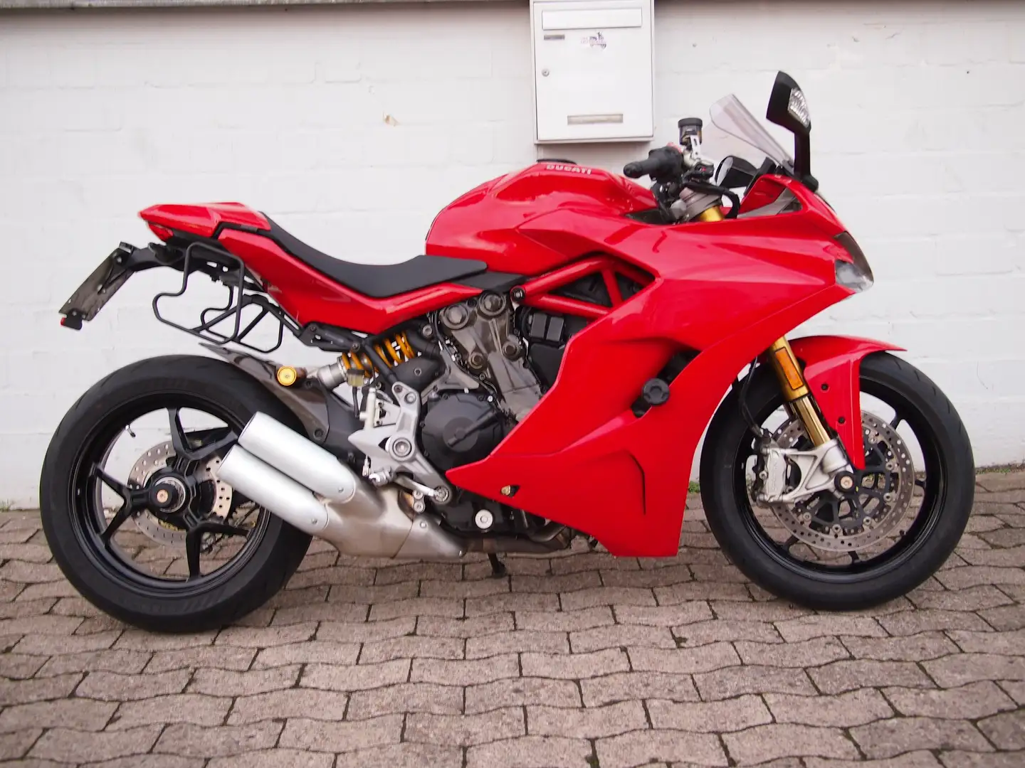 Ducati SuperSport S - 1. Hand, Öhlins, Koffer, Carbon, uvm. ! Rojo - 1