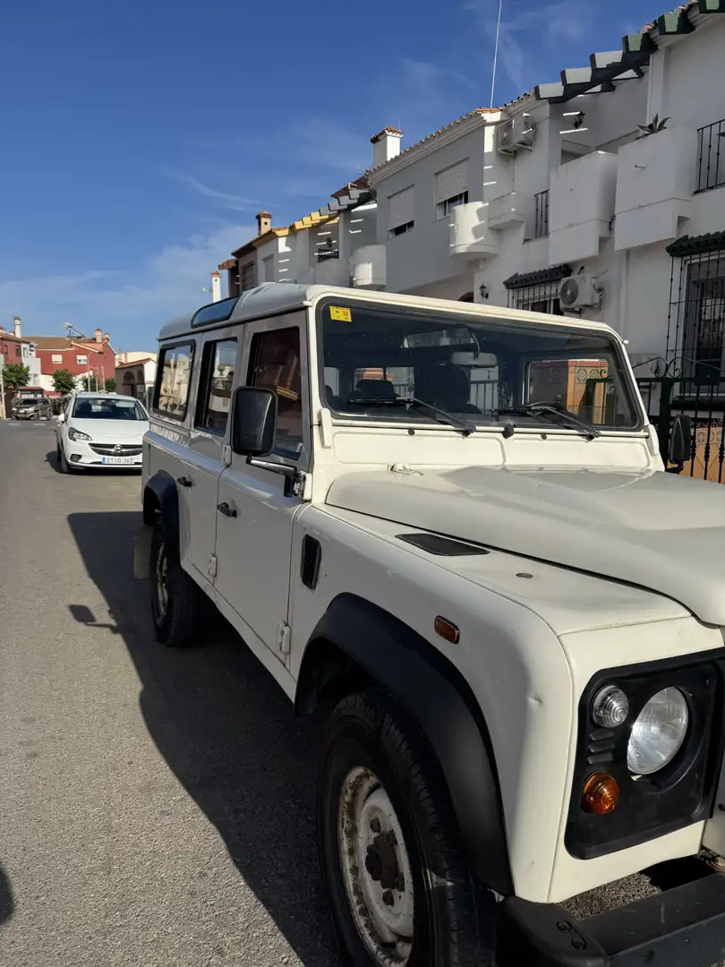 Land Rover Defender Comer. 110 Doble Cabina Caja S Blanco - 2