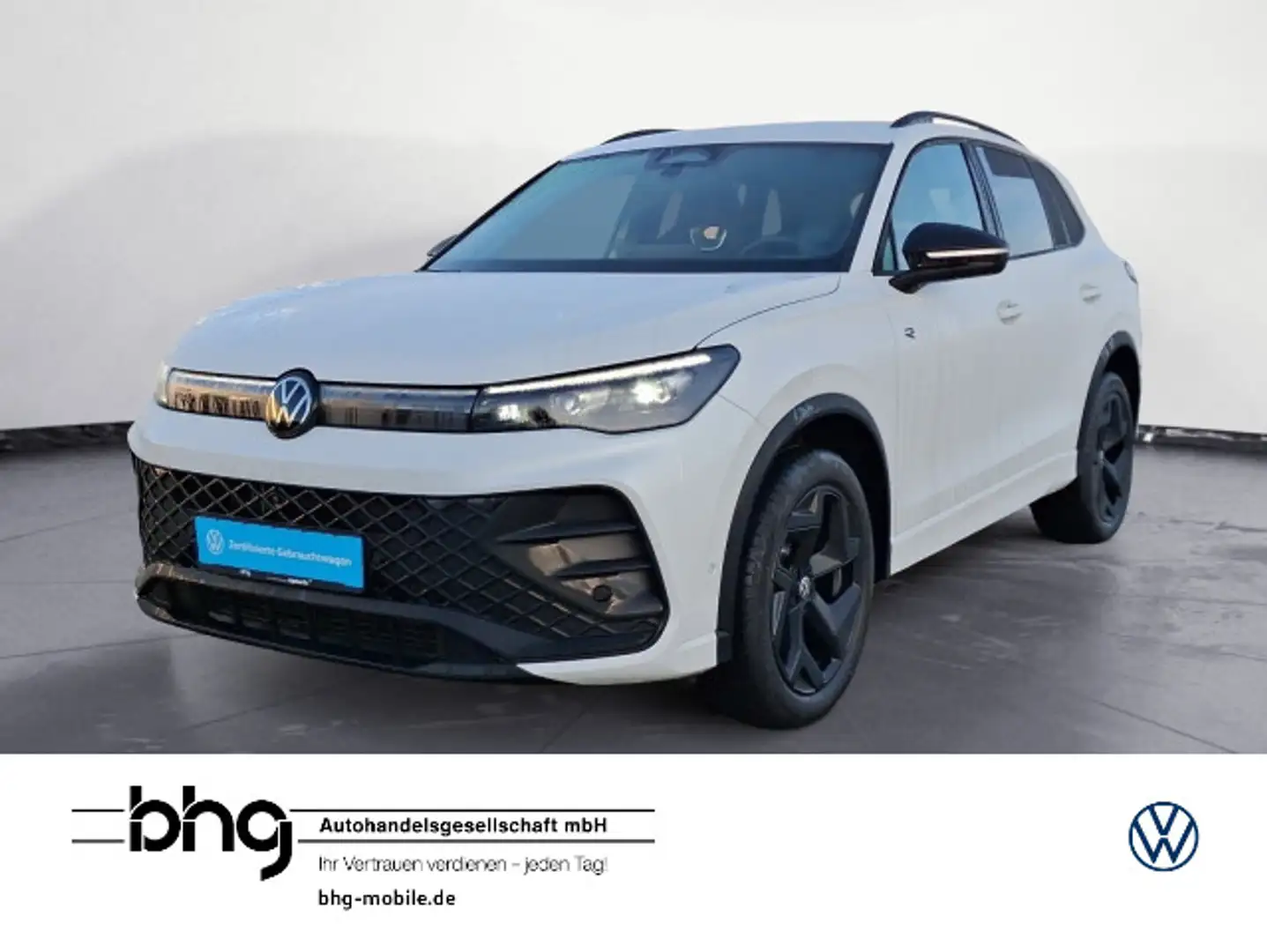 Volkswagen Tiguan 2.0 TDI DSG 4Motion R-Line IQ.Drive AHK Weiß - 1