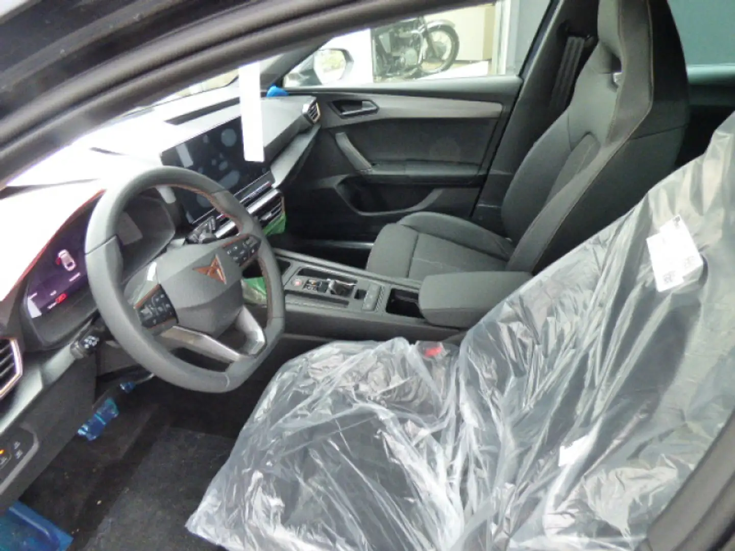 CUPRA Leon Leon Sportstourer 1.5 eTSI ACT LED Navi Kessy Grigio - 1