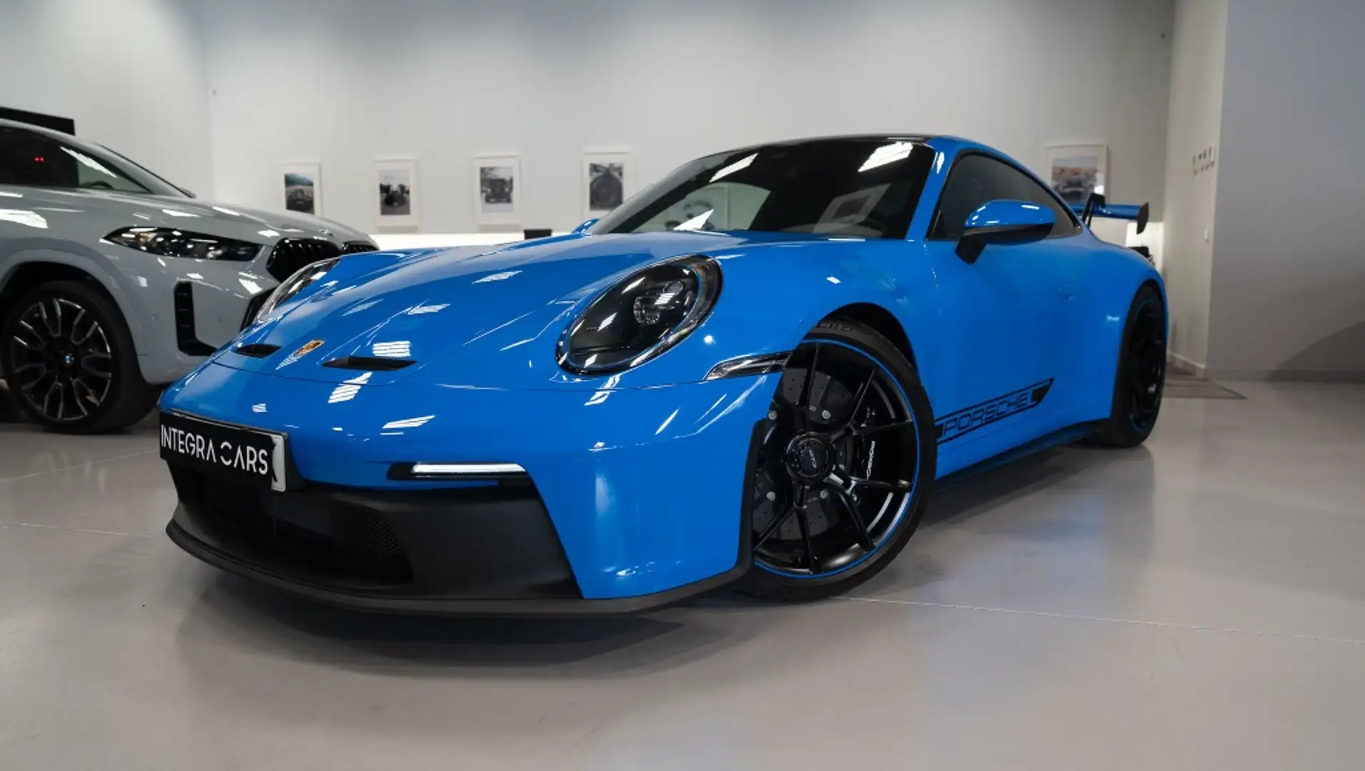Porsche 992 GT3 PDK Azul - 1