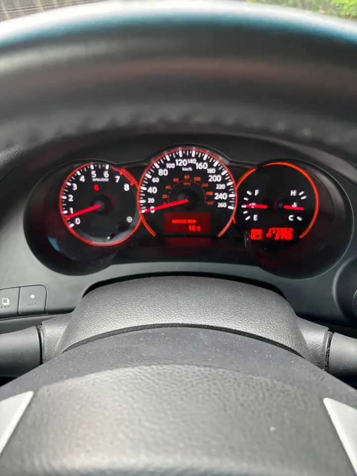 Nissan Altima снимка Nissan Altima