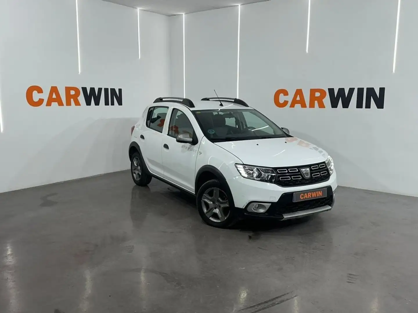 Dacia Sandero Stepway Comfort Blue dCi 70kW 95CV Blanco - 1
