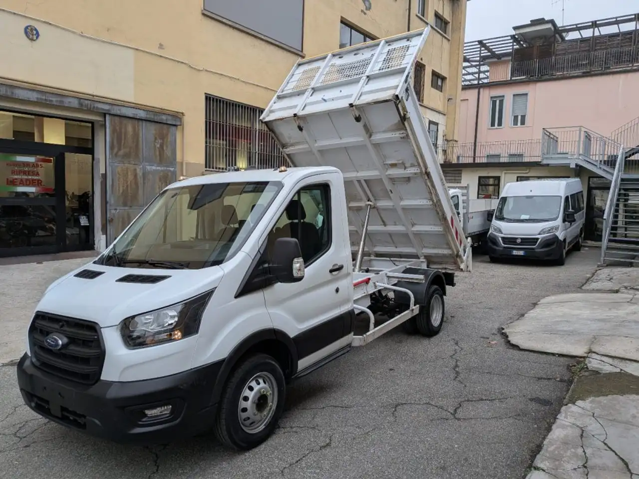 Ford Transit 350 2.0 170CV RWD PM-RG ribaltabile gemellato