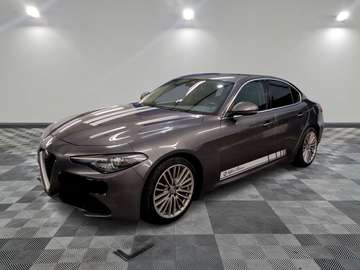 Giulia 2.2 180 ch AT8 Lusso