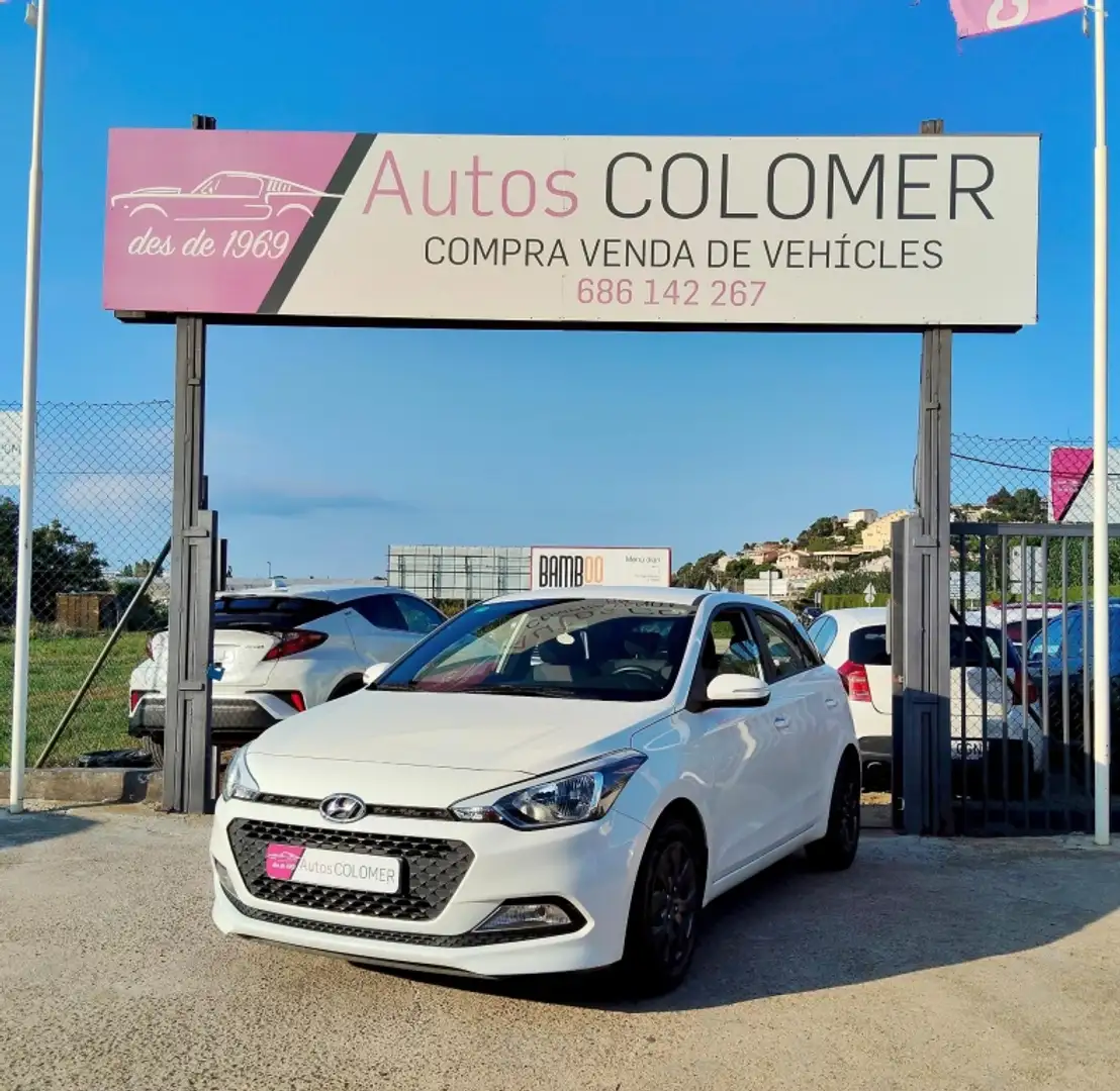 Hyundai i20 1.2 MPI Link Blanc - 2