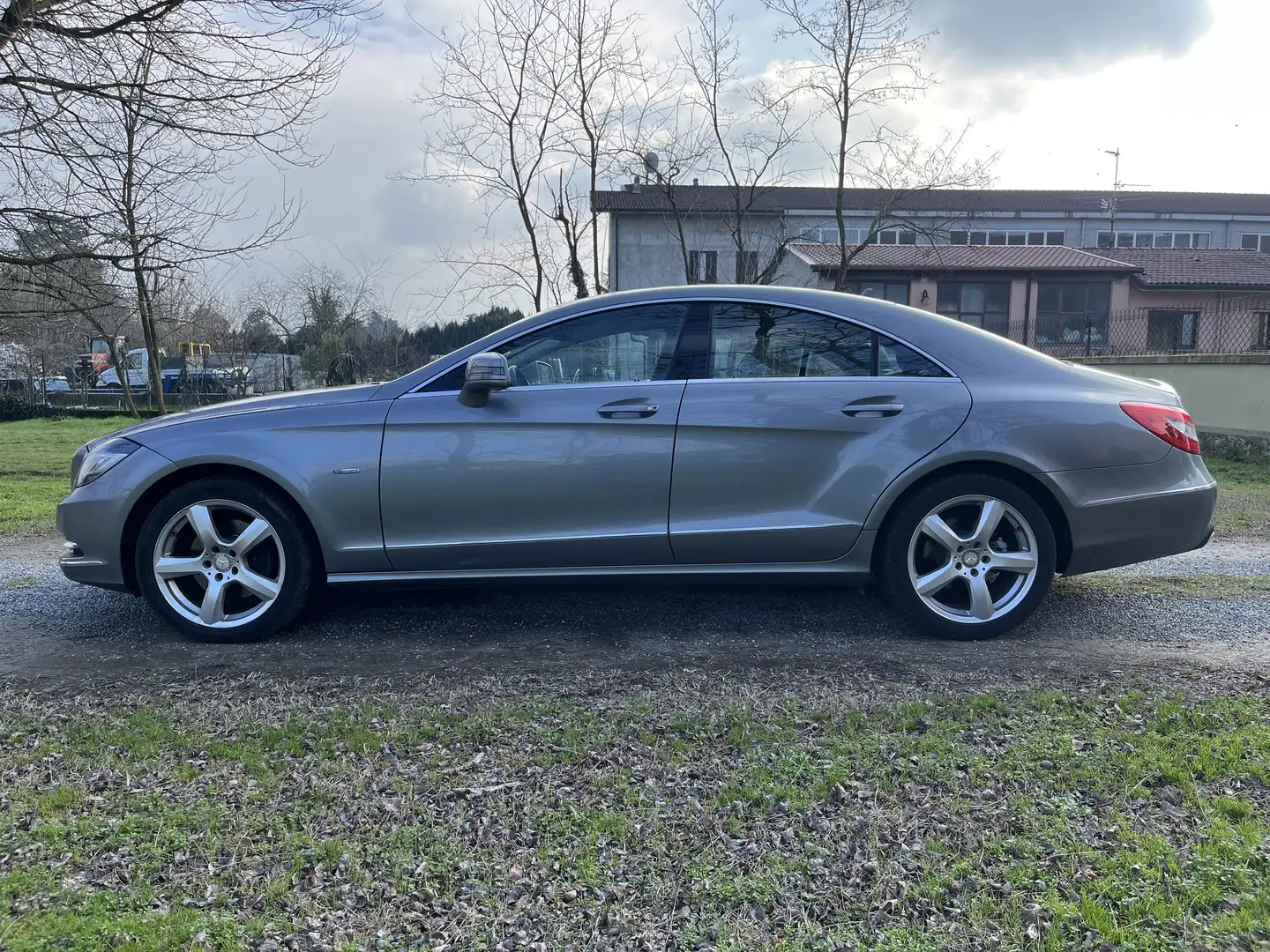 Mercedes-Benz CLS 350 cdi be 4matic auto Grigio - 2
