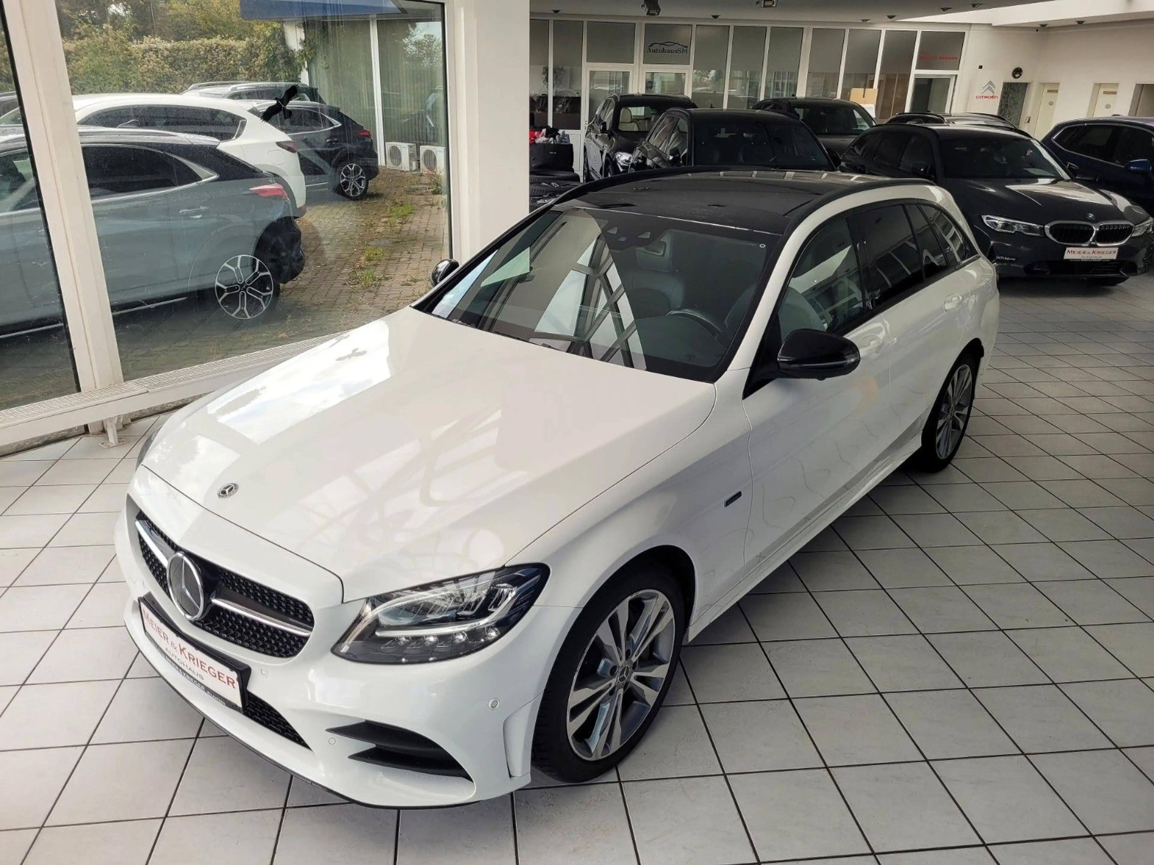 Mercedes-Benz C 300 de Night Edition/Pano/AMG/ — photo 5