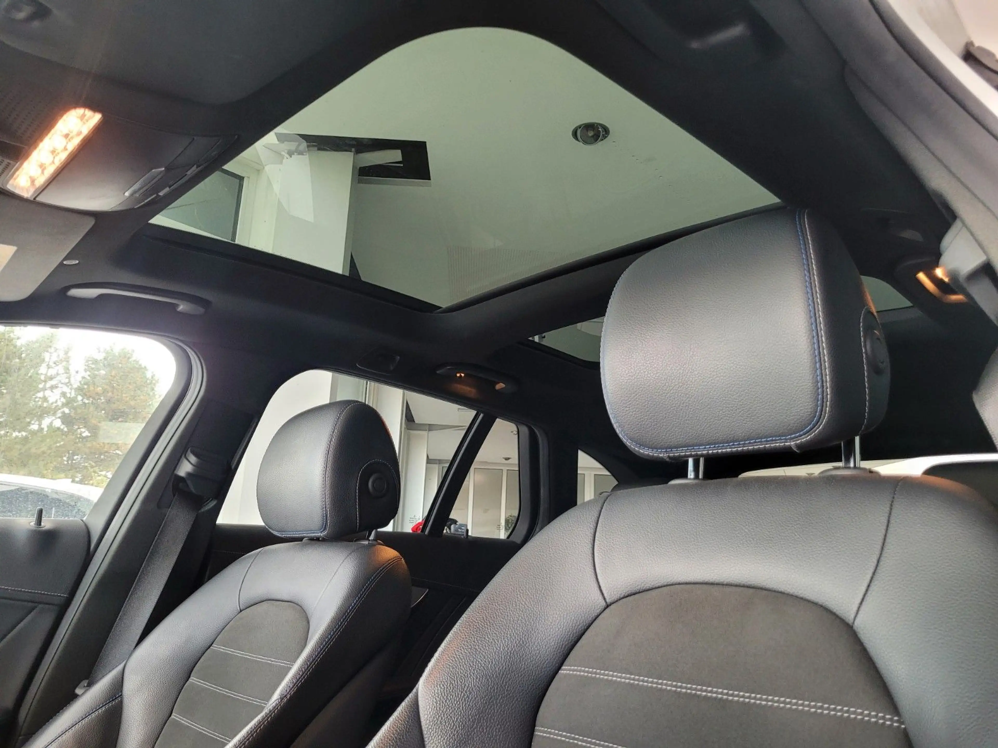 Mercedes-Benz C 300 de Night Edition/Pano/AMG/ — photo 16