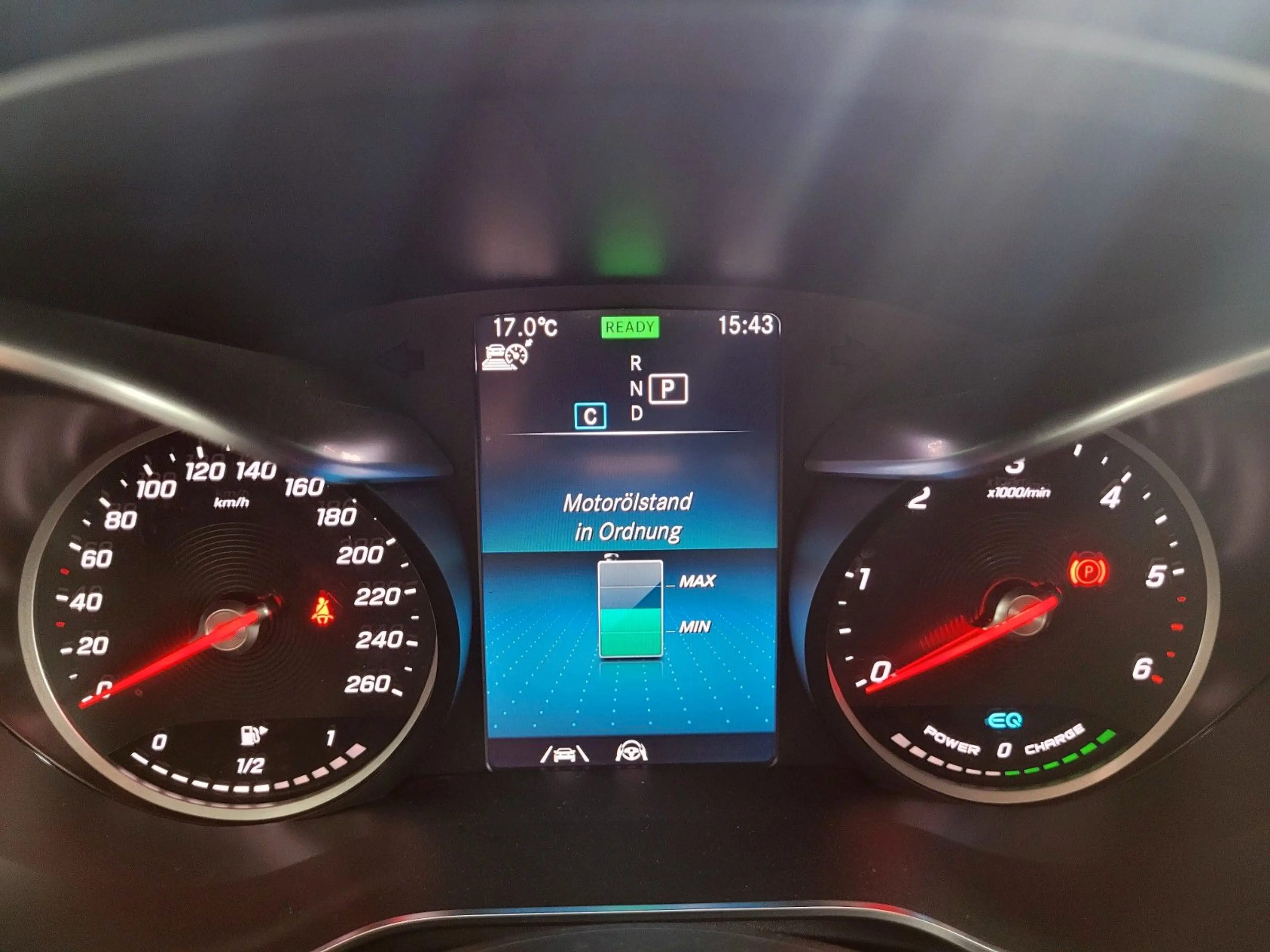 Mercedes-Benz C 300 de Night Edition/Pano/AMG/ — photo 13