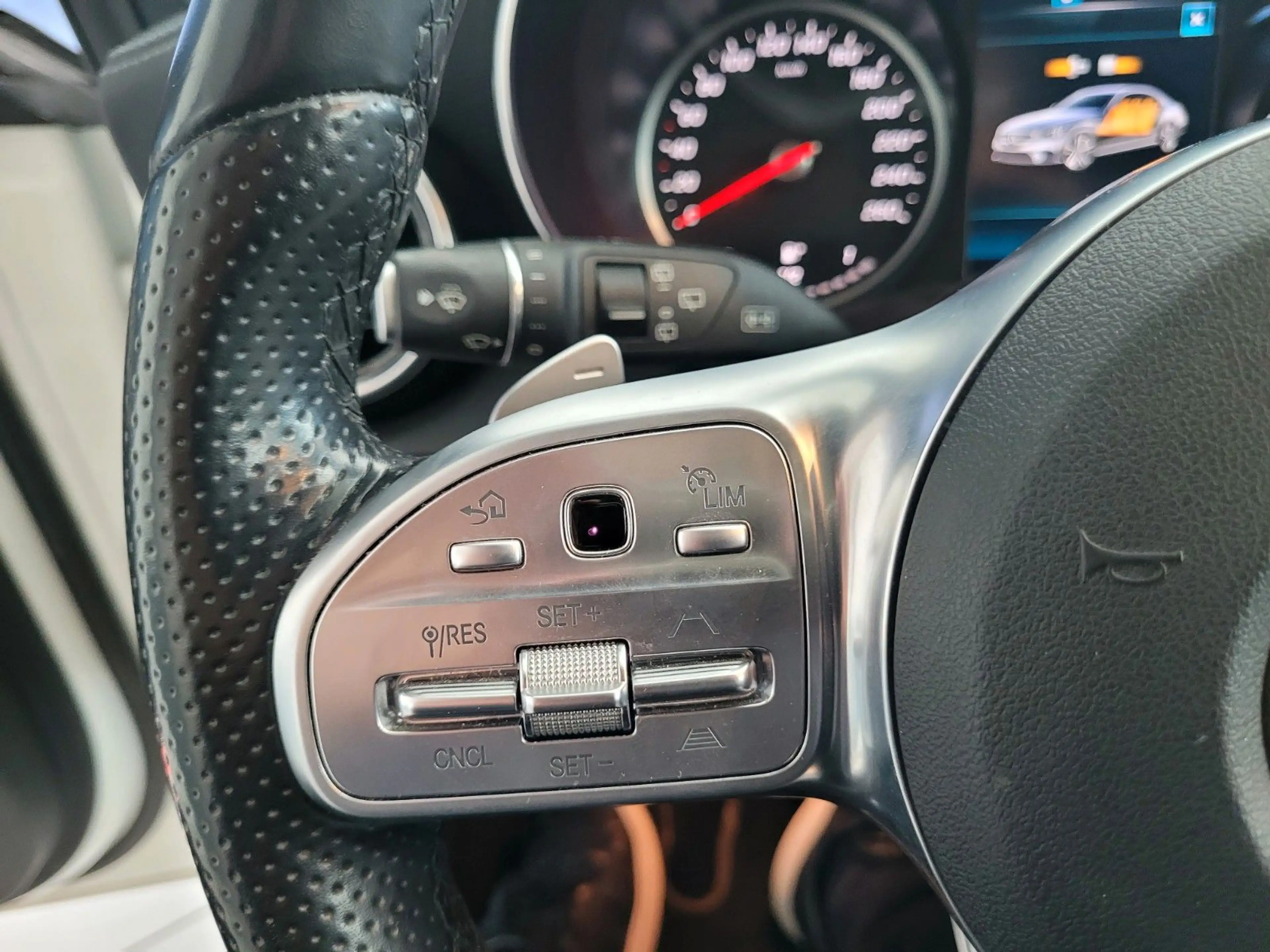 Mercedes-Benz C 300 de Night Edition/Pano/AMG/ — photo 18
