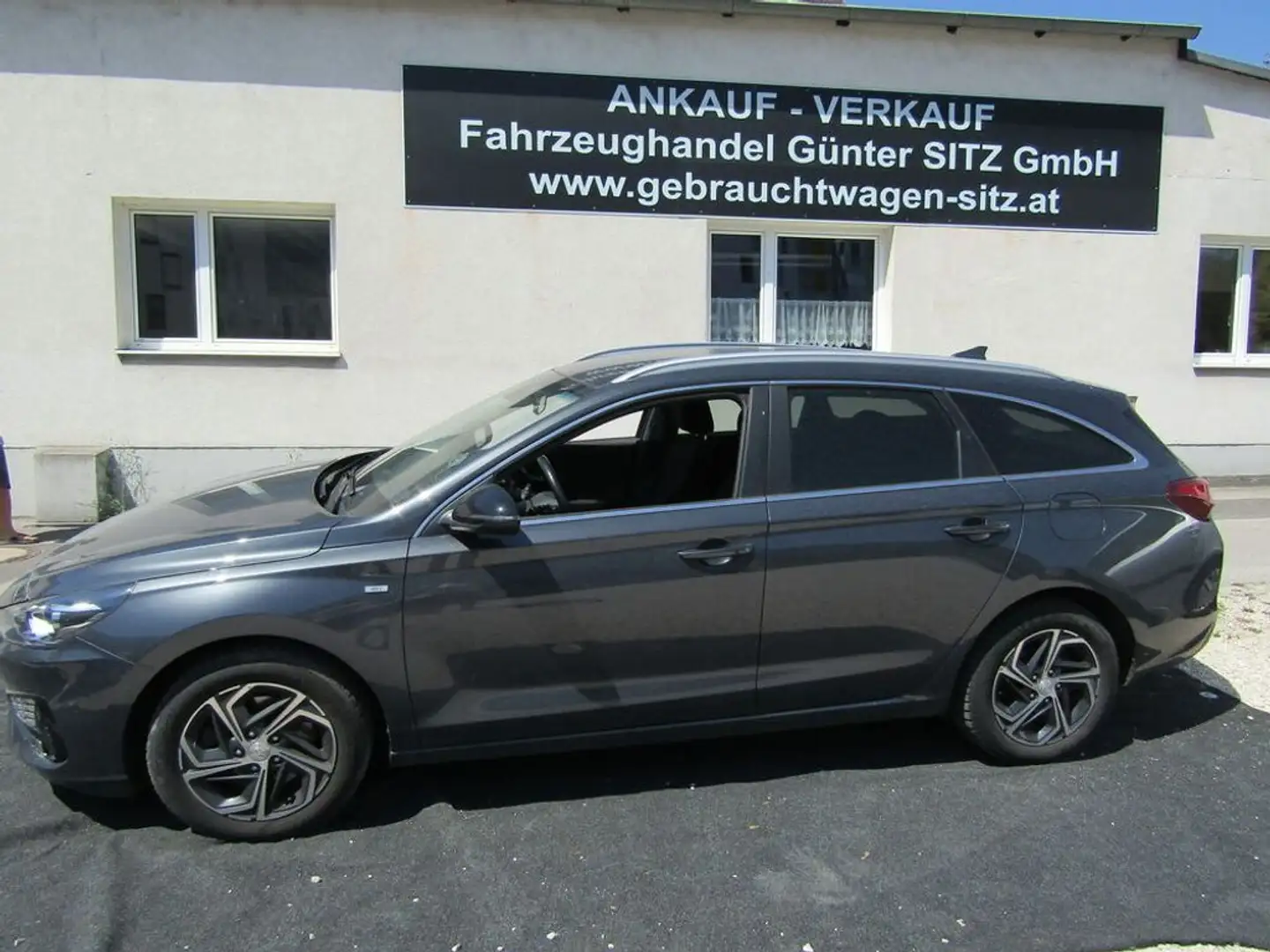 Hyundai i30 Trend Line Grau - 2