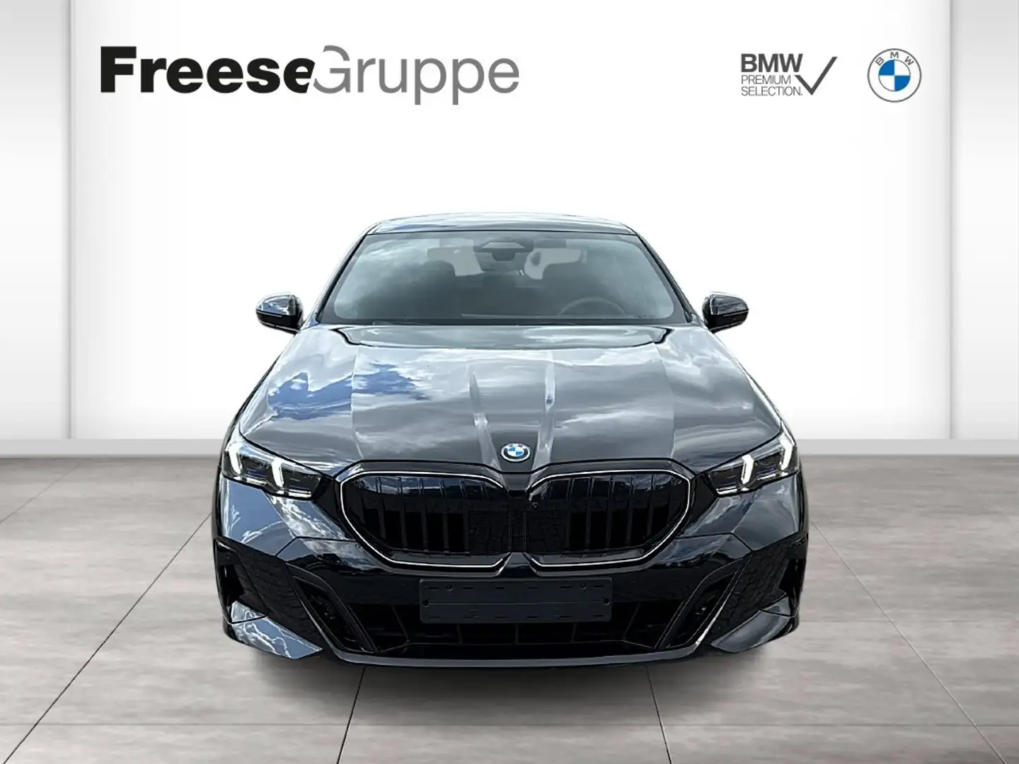 BMW 530 e xDrive Lim Schwarz - 2