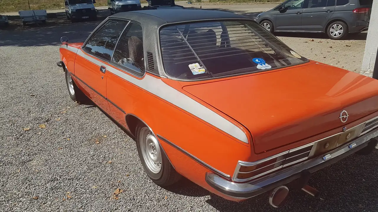 Opel Rekord D Coupe, foto 3
