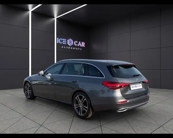Mercedes-Benz C-Class view 7