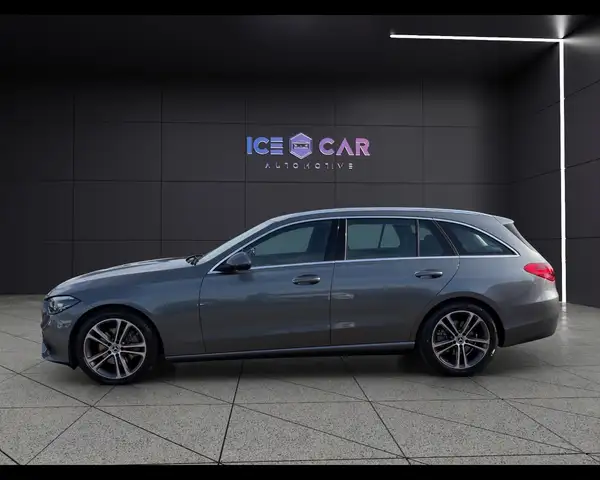 Mercedes-Benz C-Class view 8