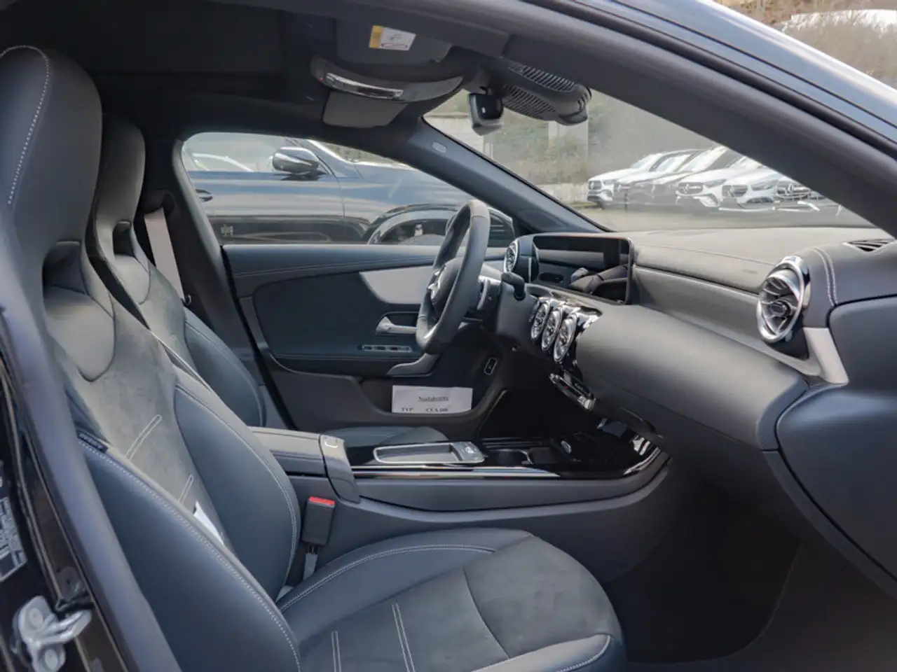 Mercedes-Benz CLA 200 SB AMG-Sport/LED/Cam/Pano/Night/Keyl/19" 8