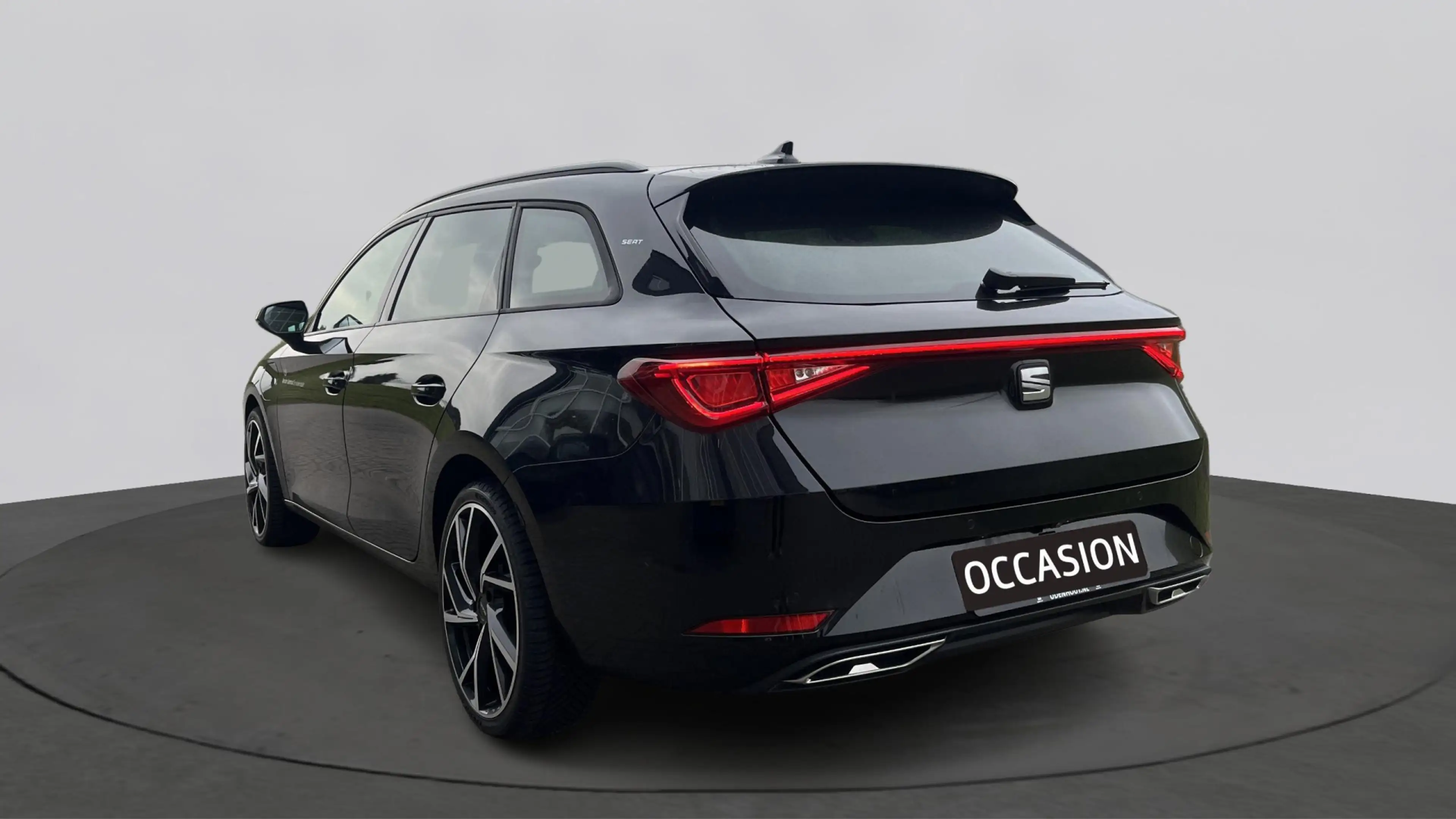 SEAT Leon e-Hybrid Sportstourer 1.5 TSI FR Business | Navigatie | 19" — photo 10