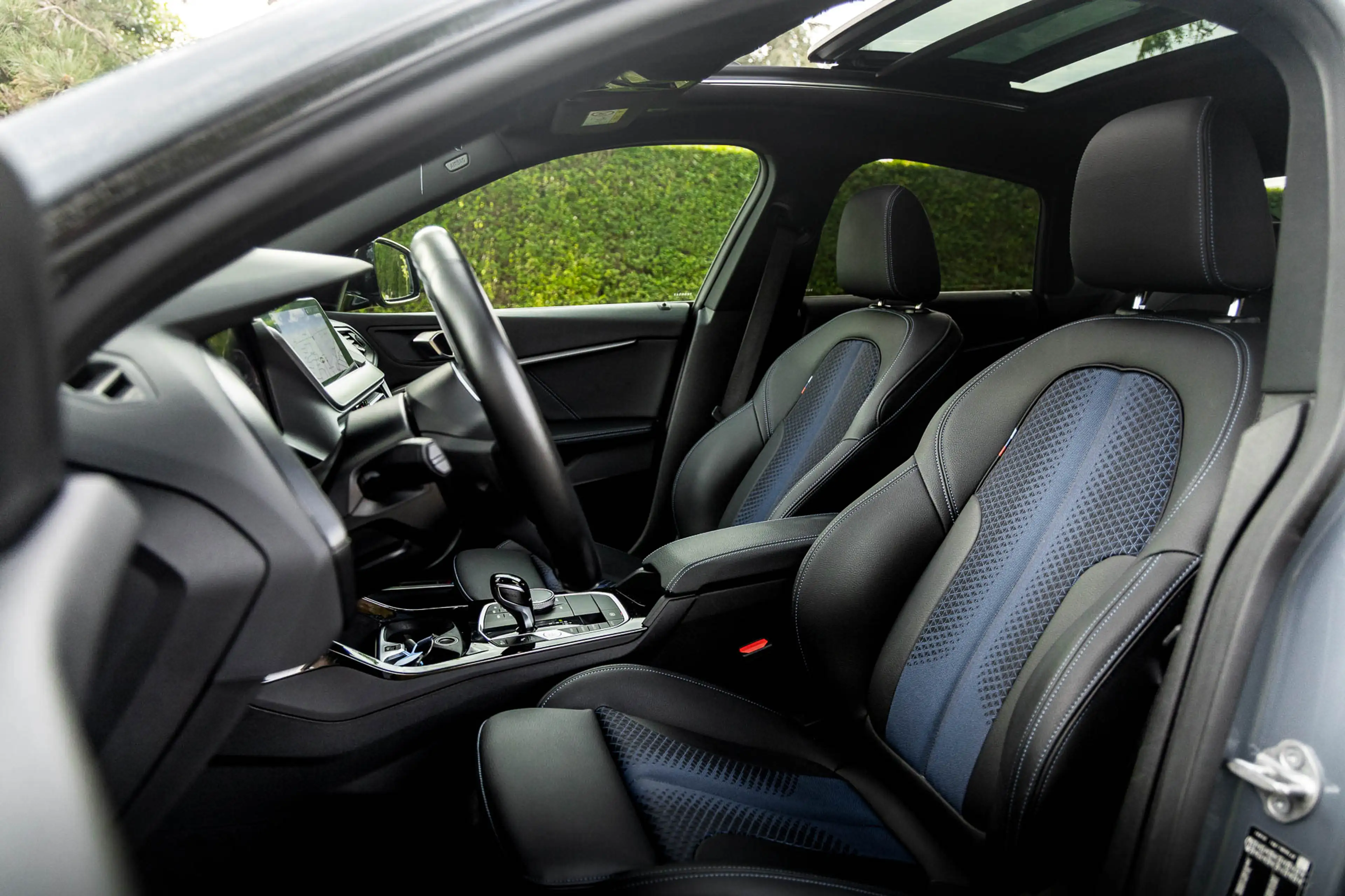 BMW 218 iA Gran Coupé M Sport * HUD * Pano * Keyless * Mem Seats * — photo 6