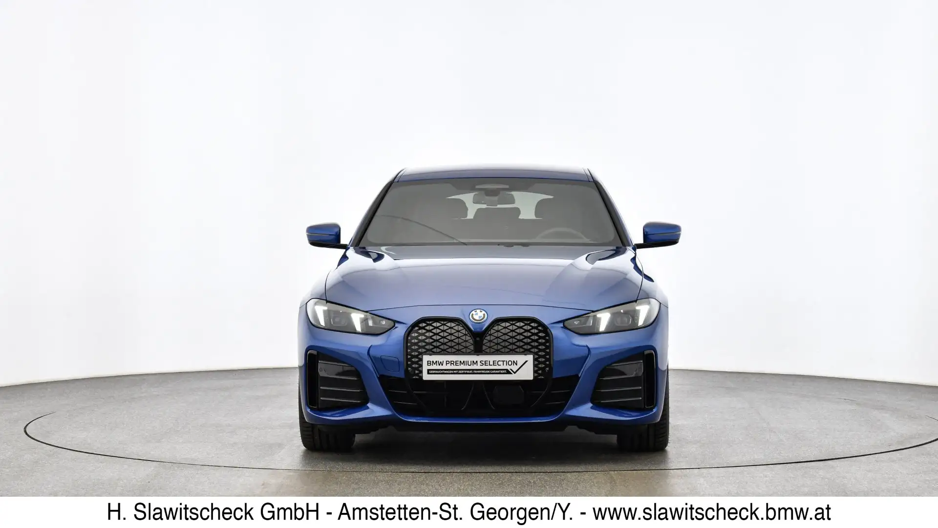 BMW i4 xDrive40 Blau - 2