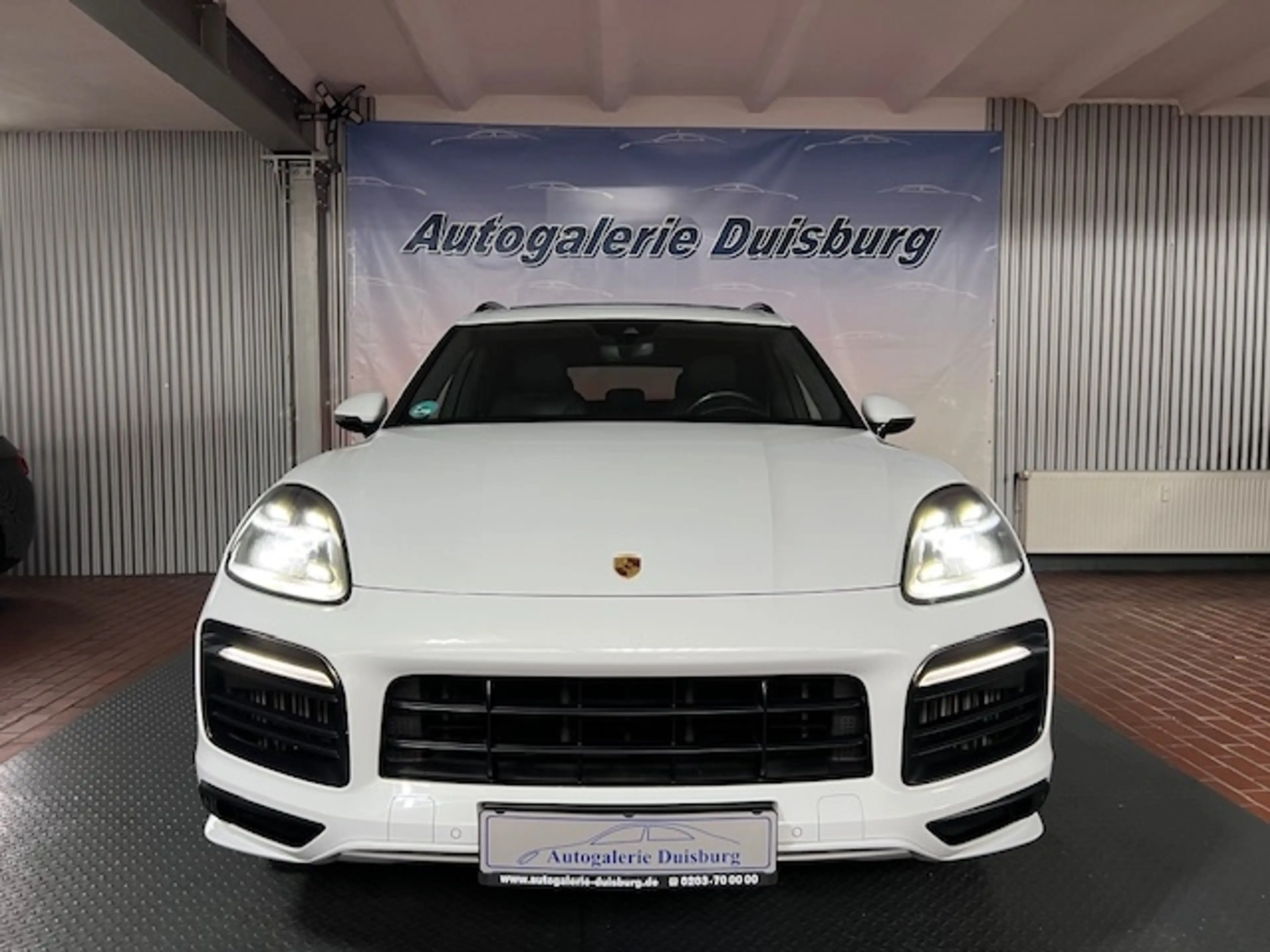 Porsche Cayenne GTS Matrix 22'' Standhzg. AHK-el. Pano Chrono LED — photo 4