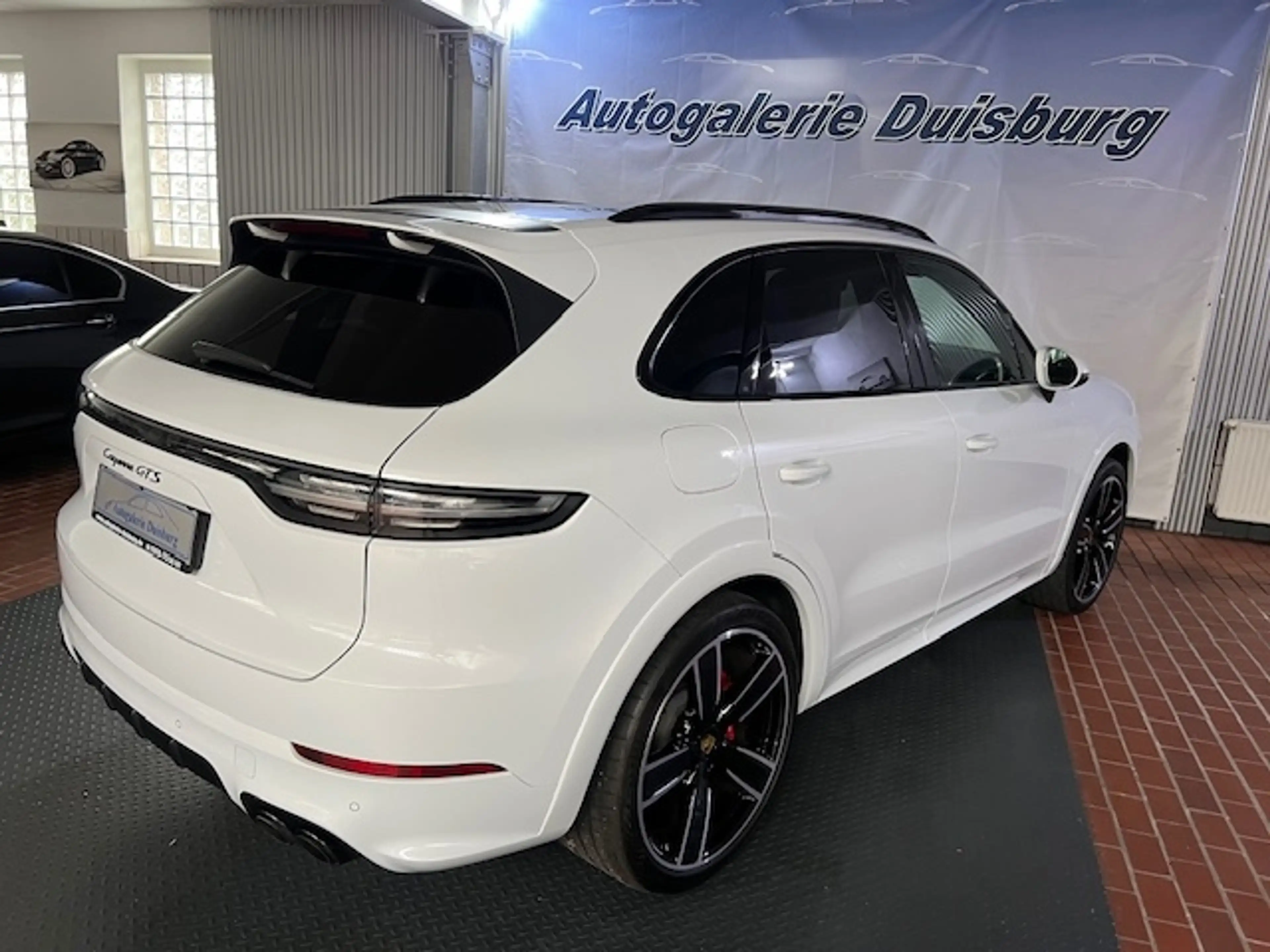 Porsche Cayenne GTS Matrix 22'' Standhzg. AHK-el. Pano Chrono LED — photo 8