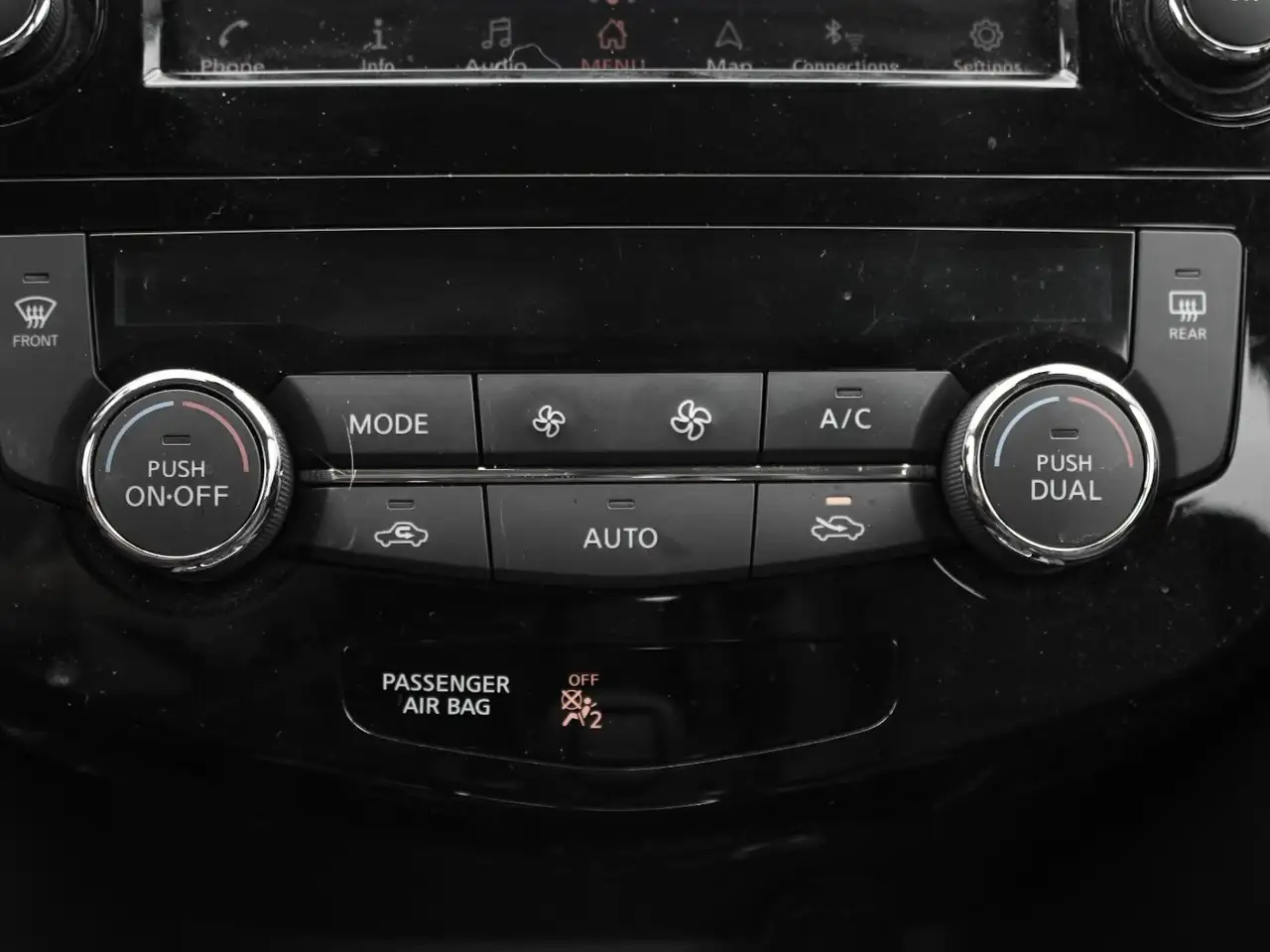 Nissan Qashqai снимка Nissan Qashqai