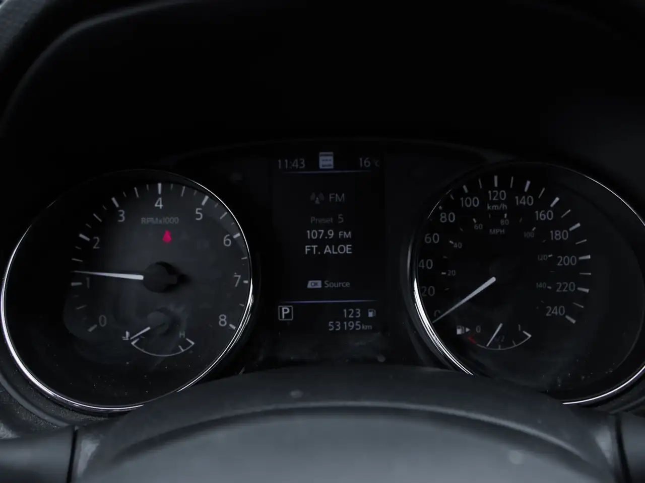 Nissan Qashqai снимка Nissan Qashqai