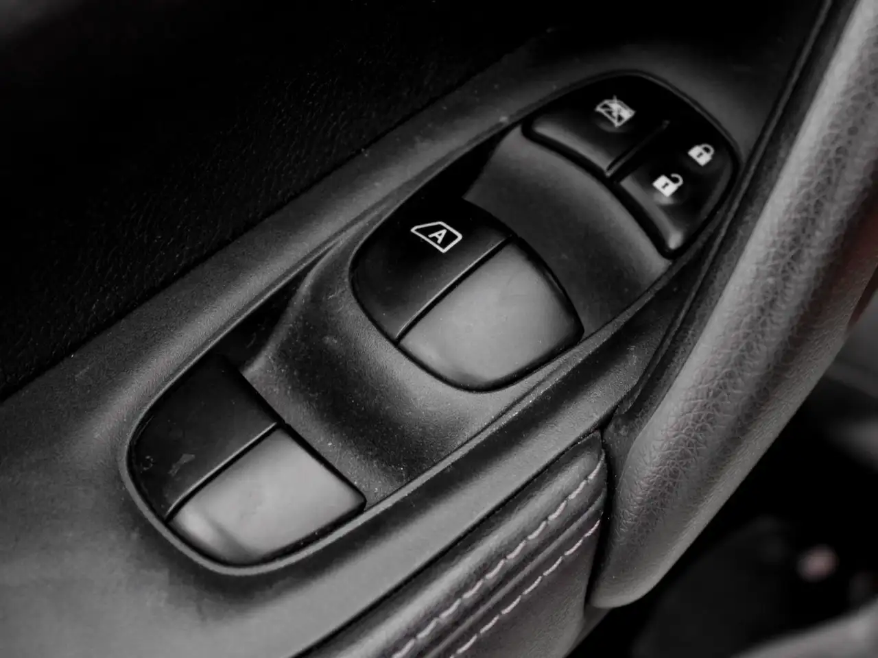 Nissan Qashqai снимка Nissan Qashqai