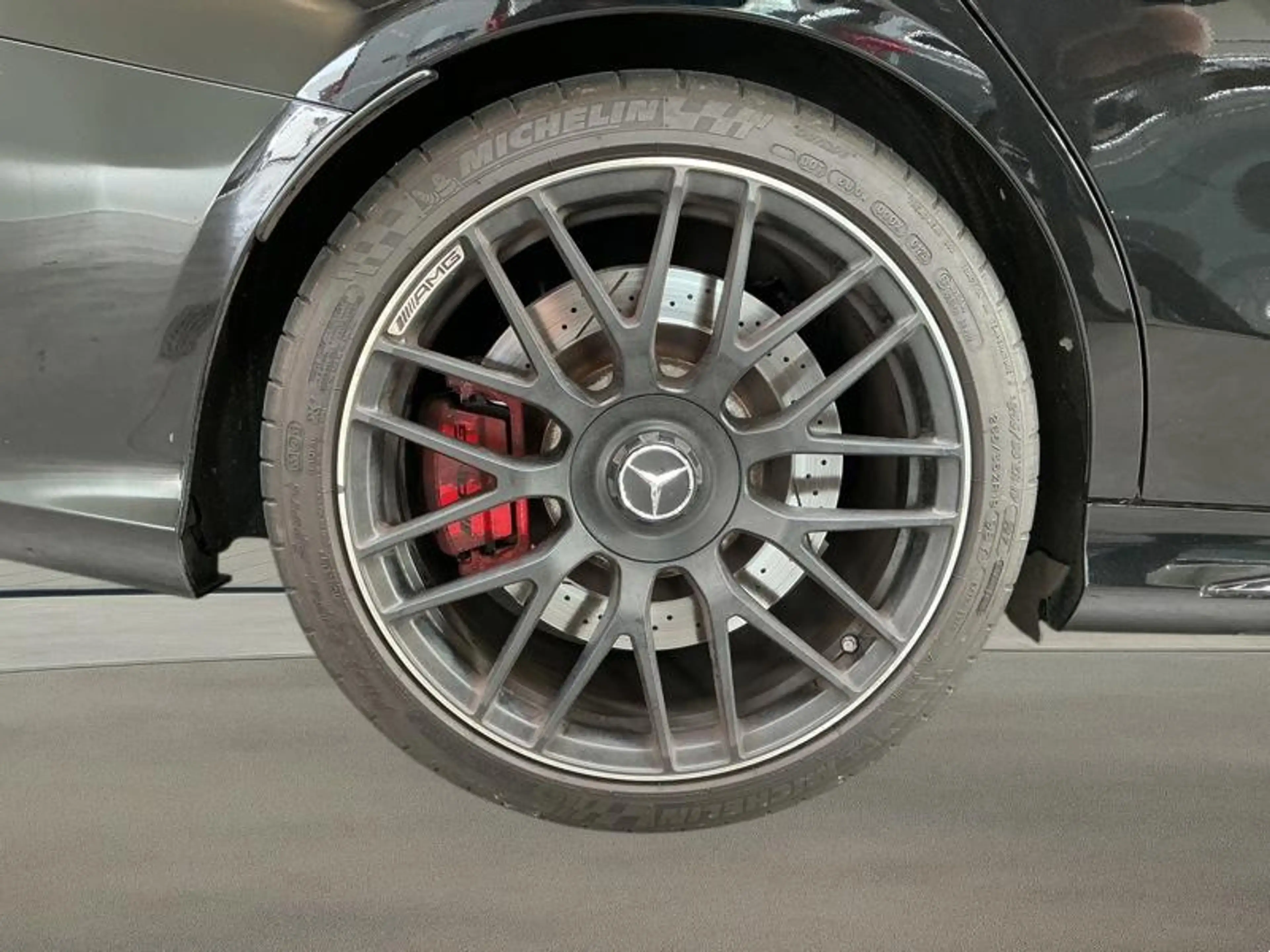Mercedes-Benz C 63 AMG S Break Sièges Perf Pano Burmester — photo 8