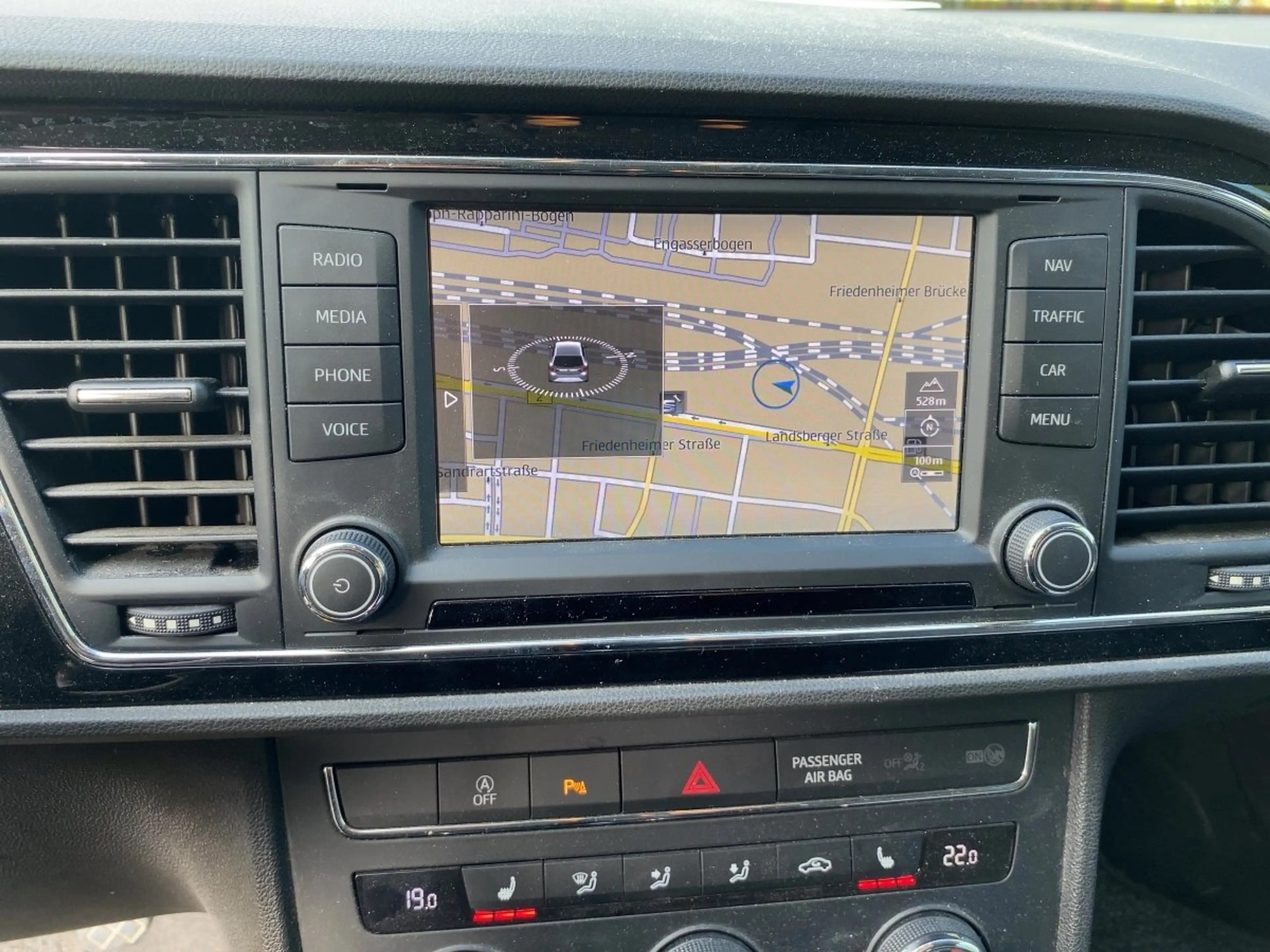 SEAT Leon 1.2 TSI Style zuverlässiger Kompaktwagen — photo 13