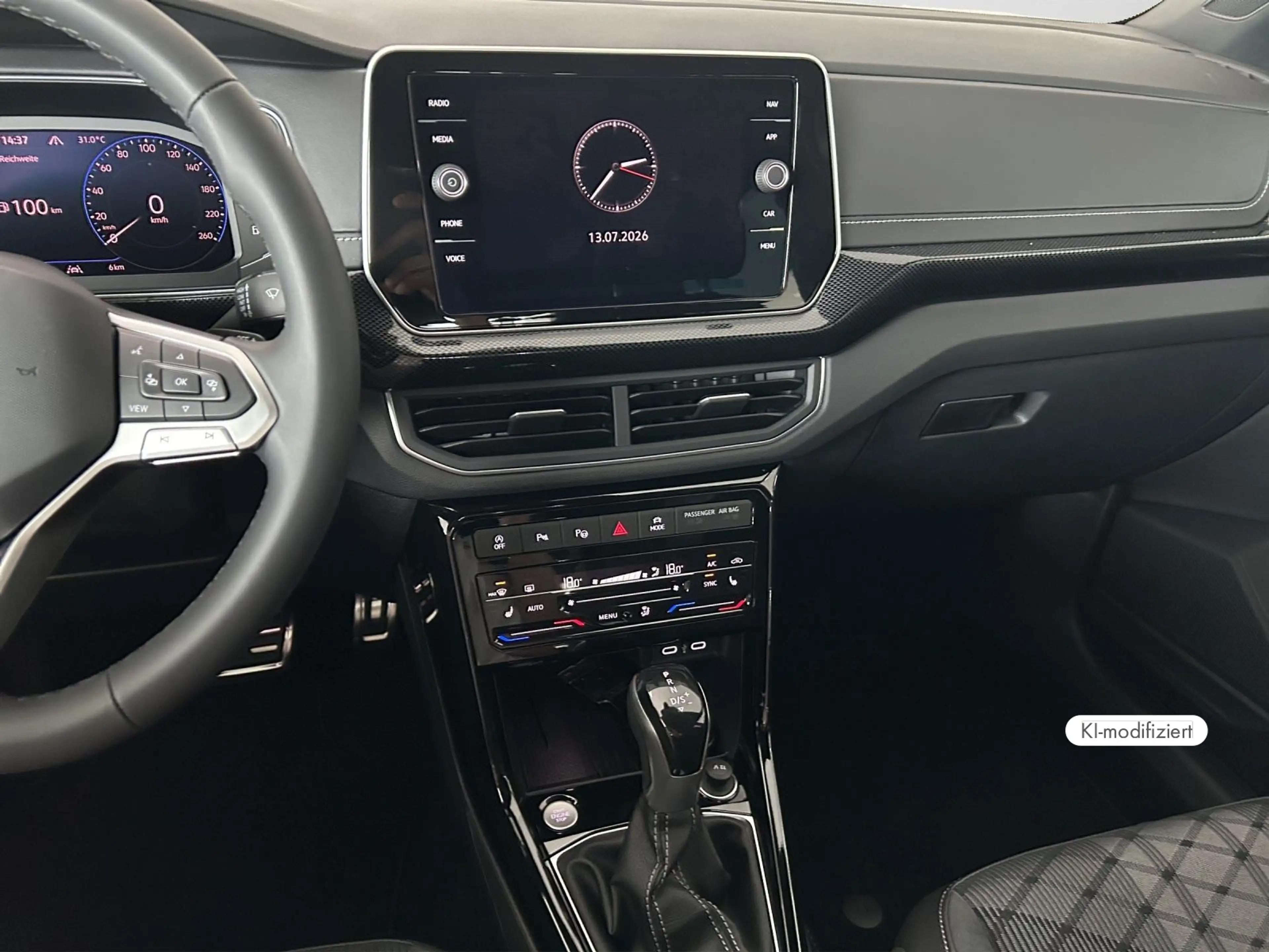Volkswagen T-Cross R-Line 1.5 TSI ACT DSG AHK NAVI KAMERA — photo 11