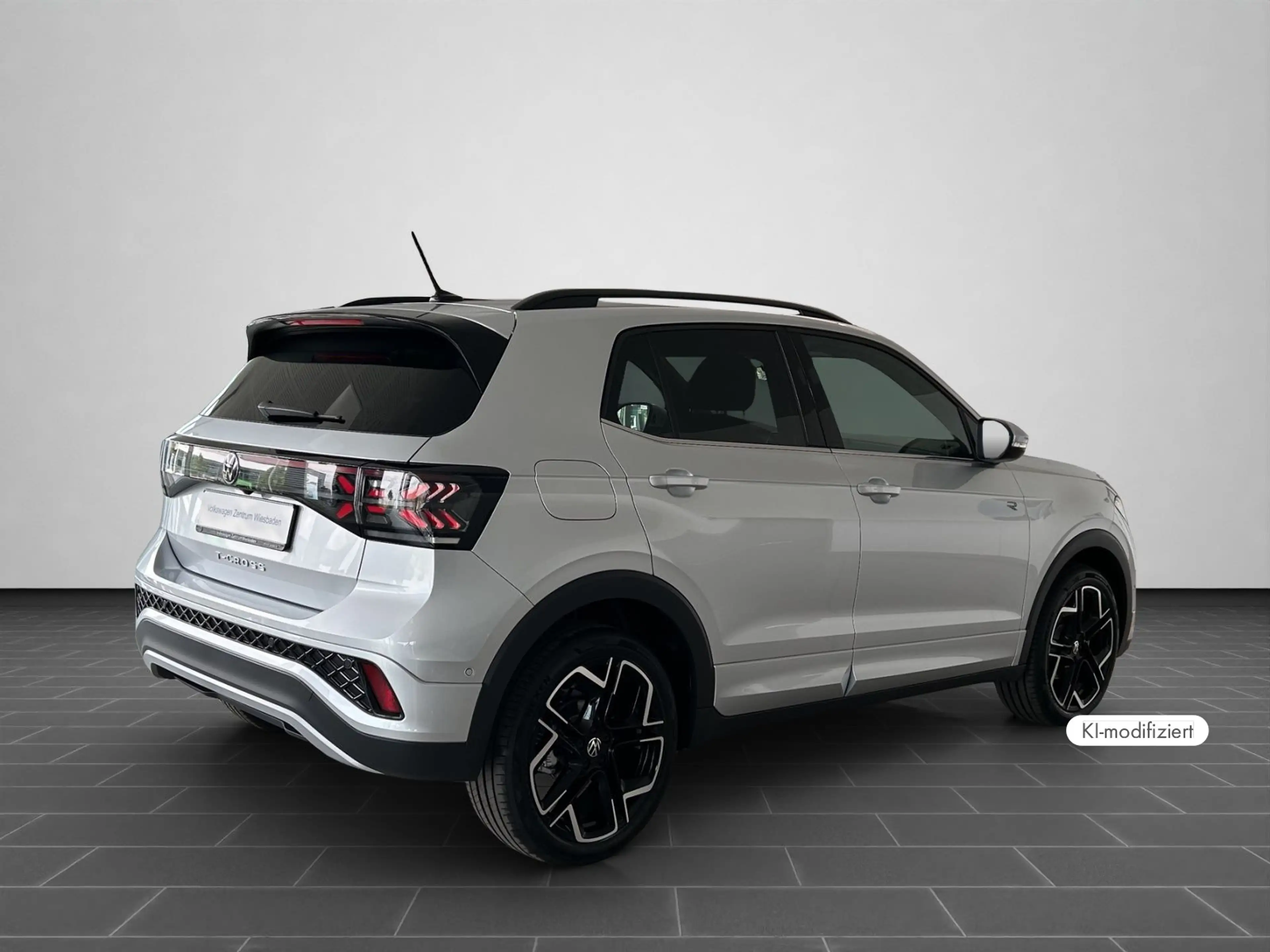 Volkswagen T-Cross R-Line 1.5 TSI ACT DSG AHK NAVI KAMERA — photo 2