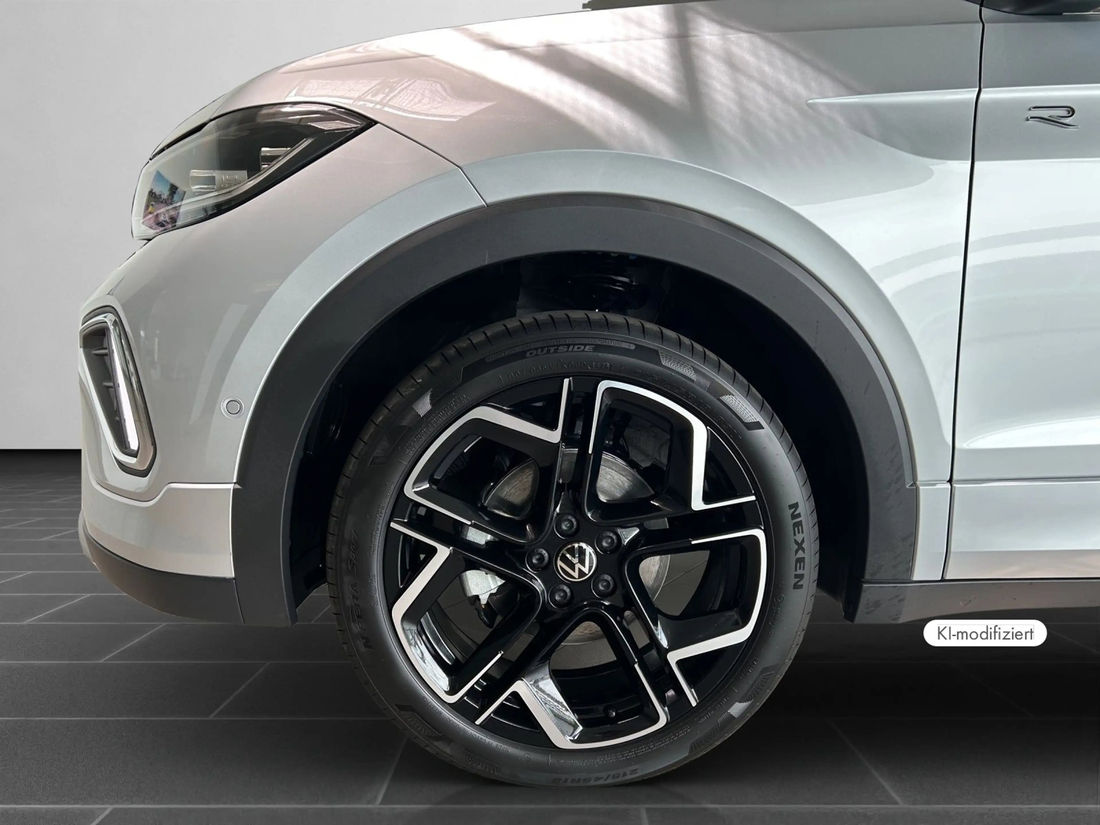 Volkswagen T-Cross R-Line 1.5 TSI ACT DSG AHK NAVI KAMERA — photo 8