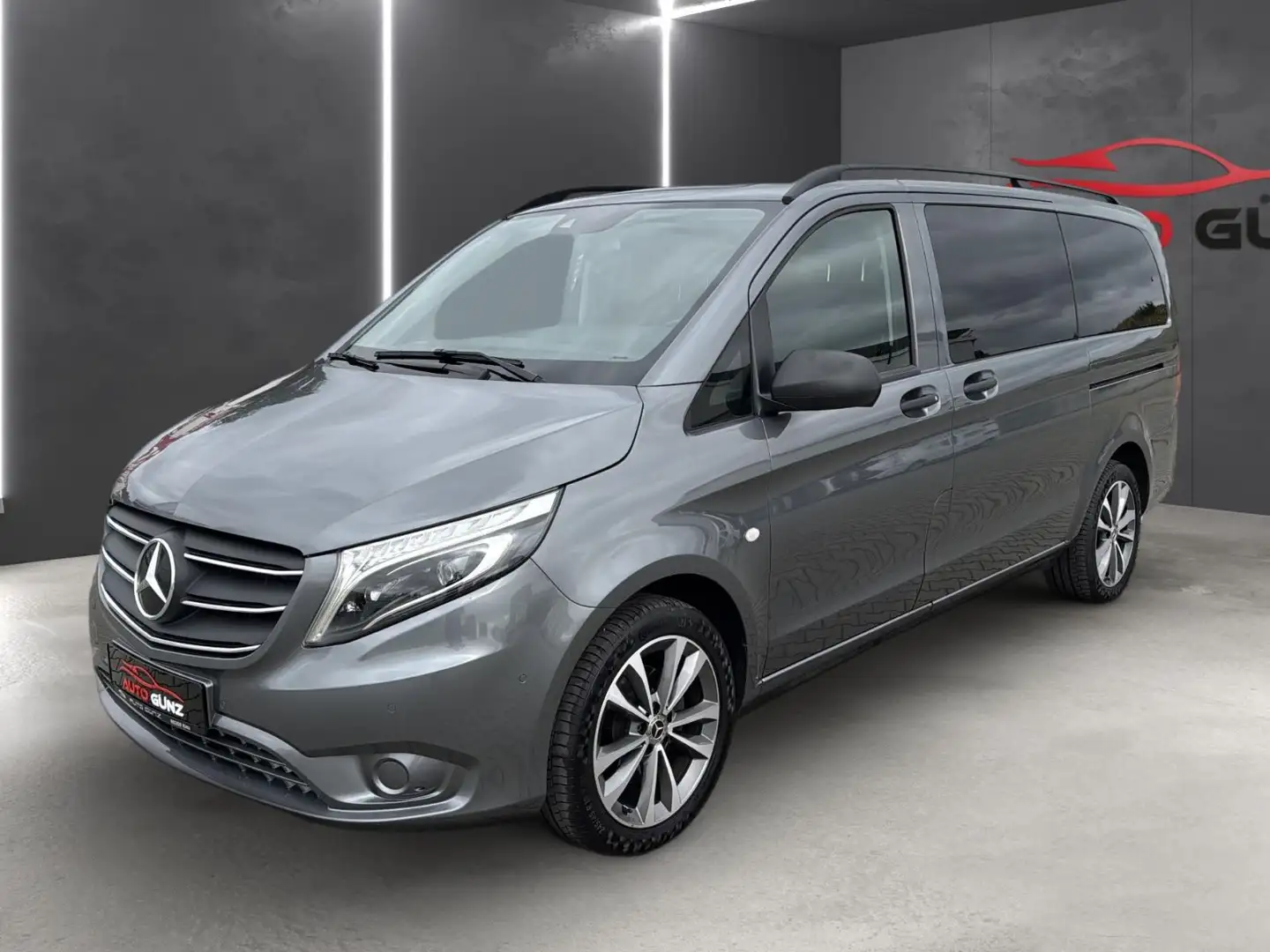 Mercedes-Benz Vito Tourer 116 CDI Edition lang Aut. *8Sitzer* Gris - 1