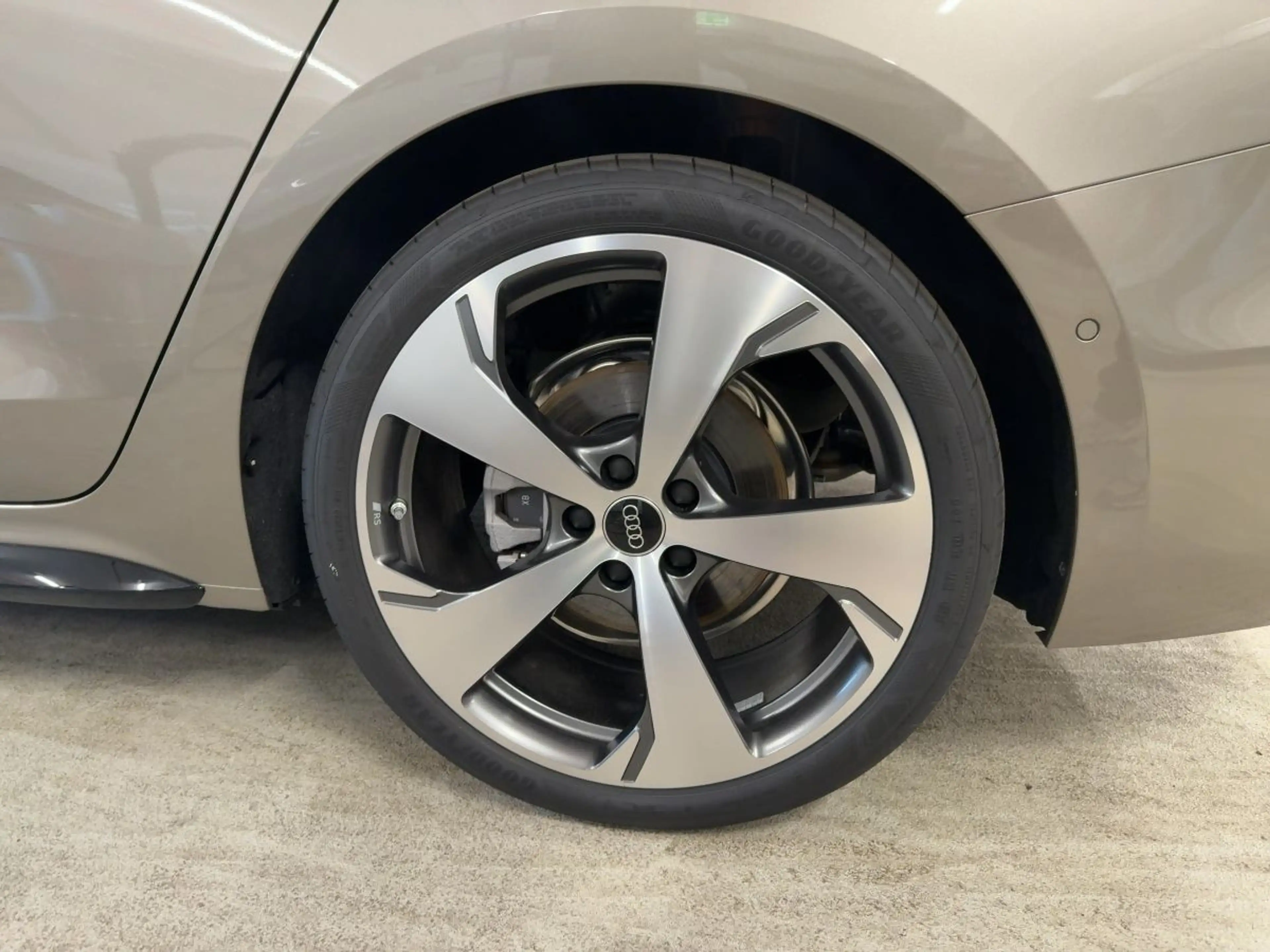 Audi A5 TFSI qu. S tronic 2xS LINE/PANO/HUD/B&O — photo 13