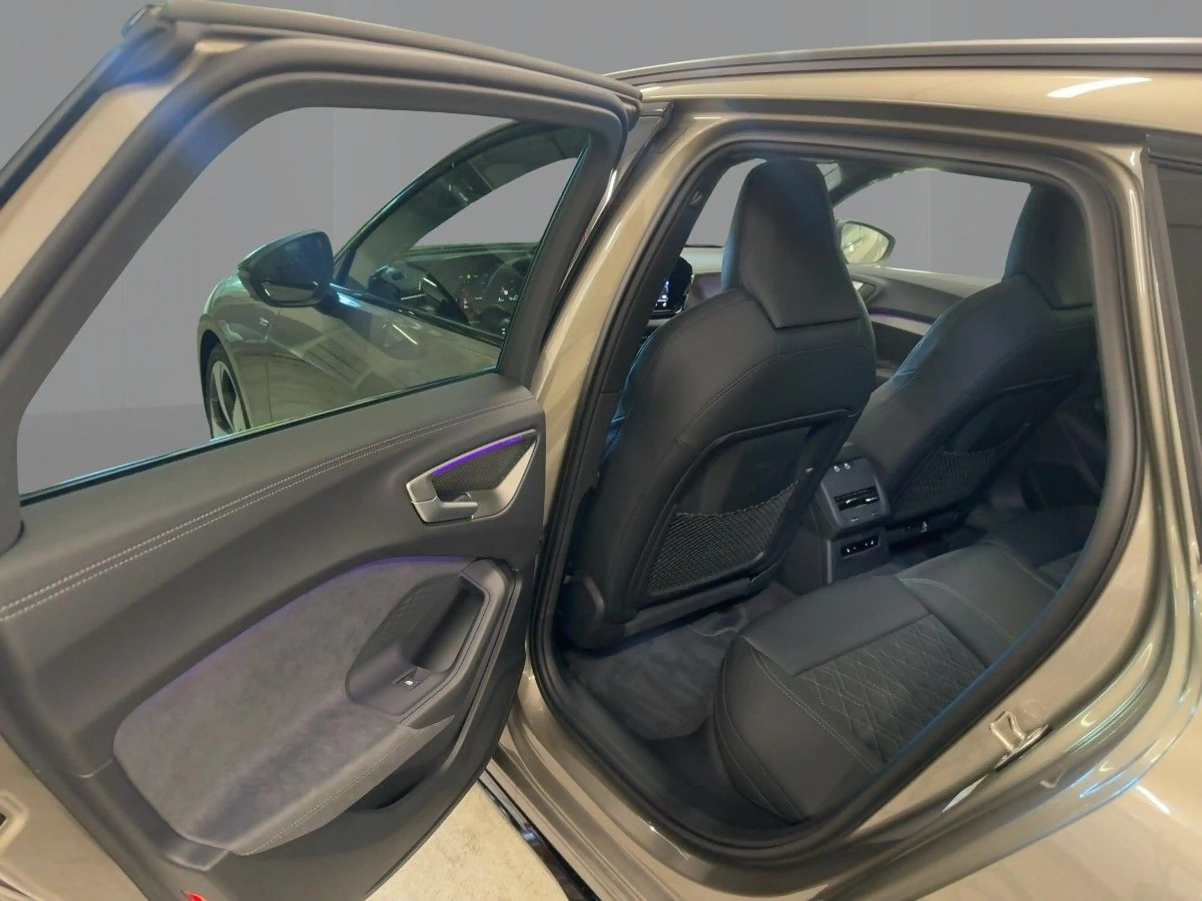 Audi A5 TFSI qu. S tronic 2xS LINE/PANO/HUD/B&O — photo 9