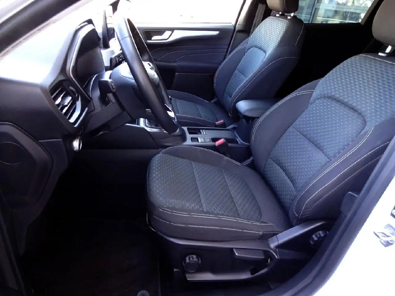 Ford Kuga Cool & Connect NAVI+KLIMAAUTO+WINTERP.+SITZHZG., миниатюра 11