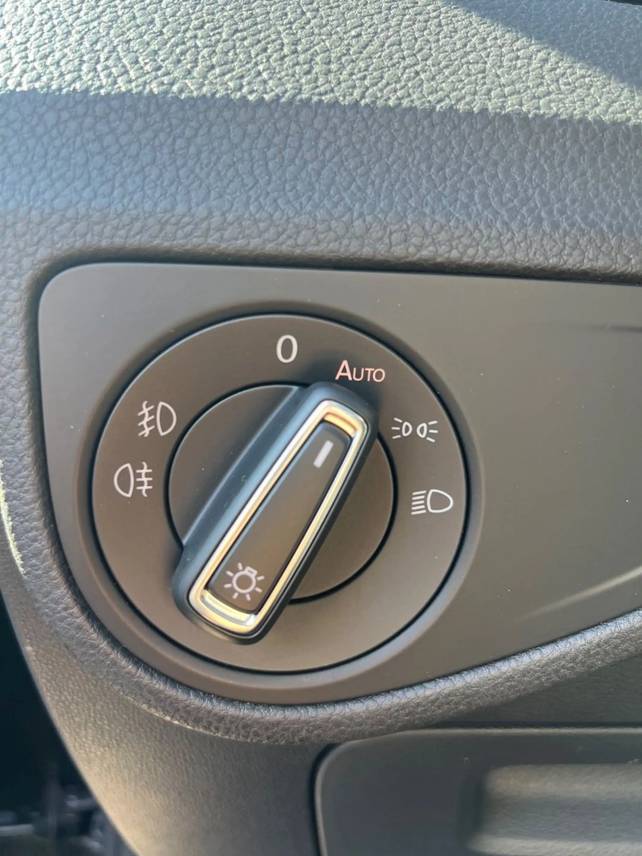 Volkswagen Golf Sportsvan 1.5 TSI ACT OPF 96kW DSG Highline — photo 12