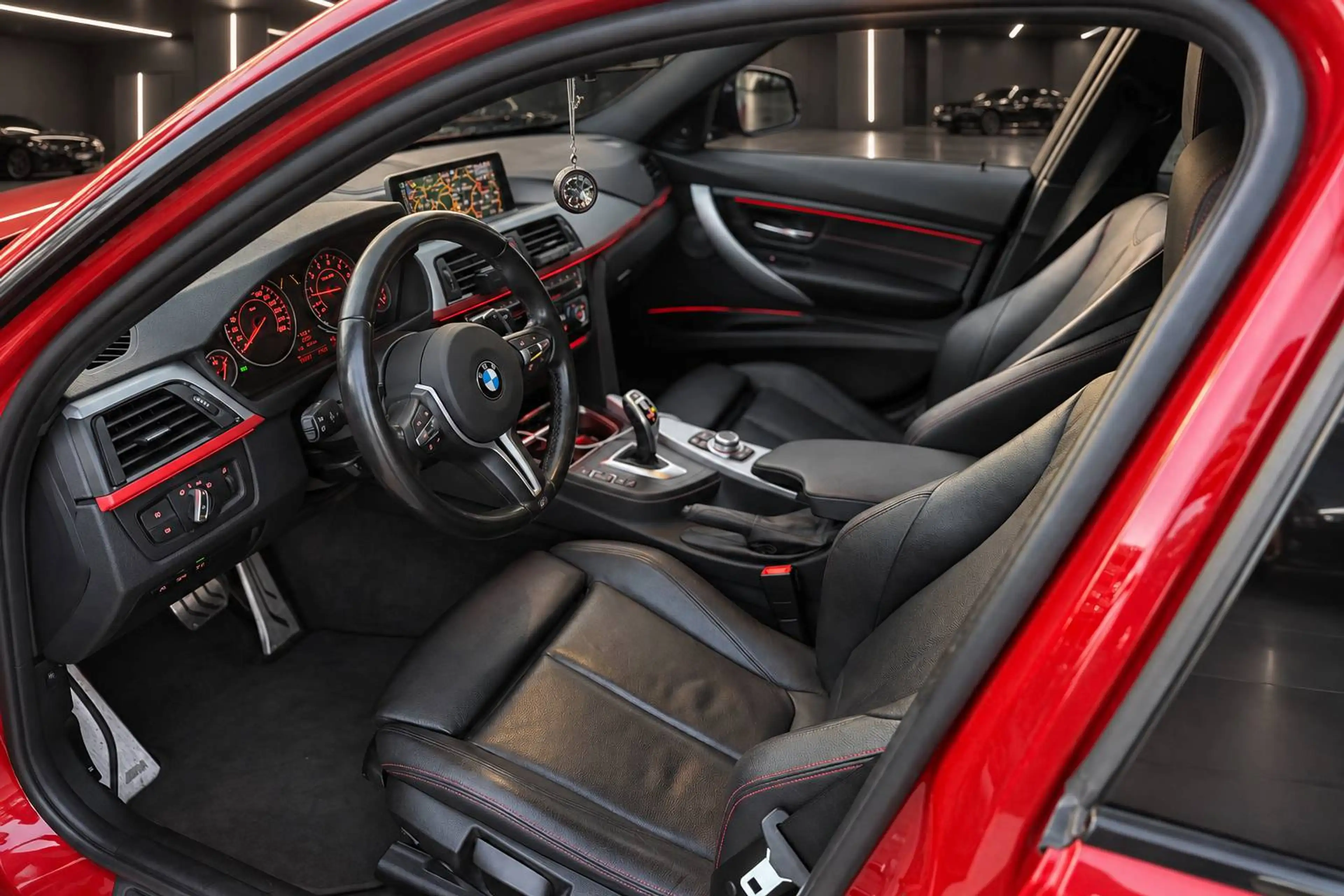 BMW 335 335i F30 M-Performance — photo 14